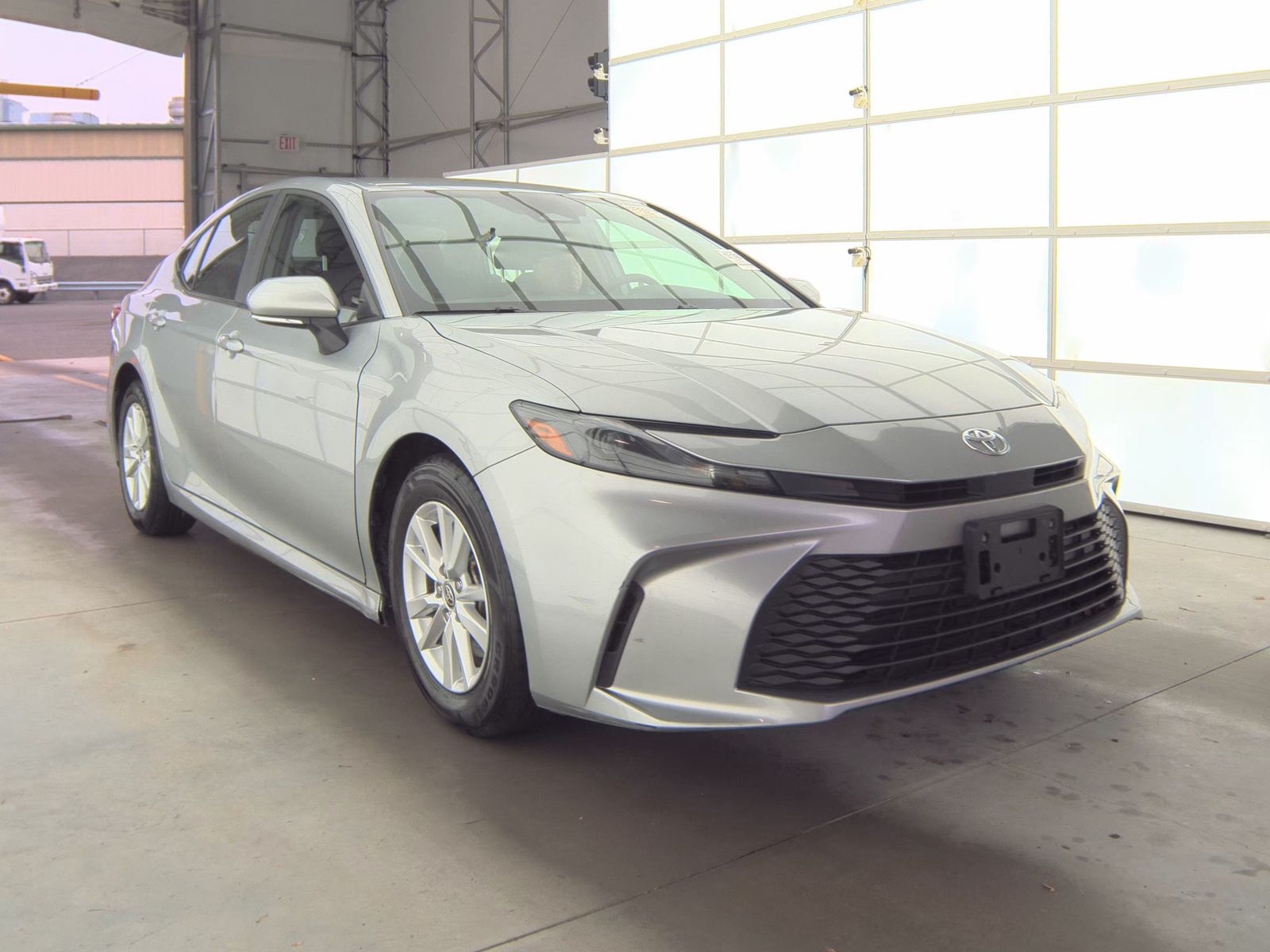 2025 Toyota Camry LE FWD
