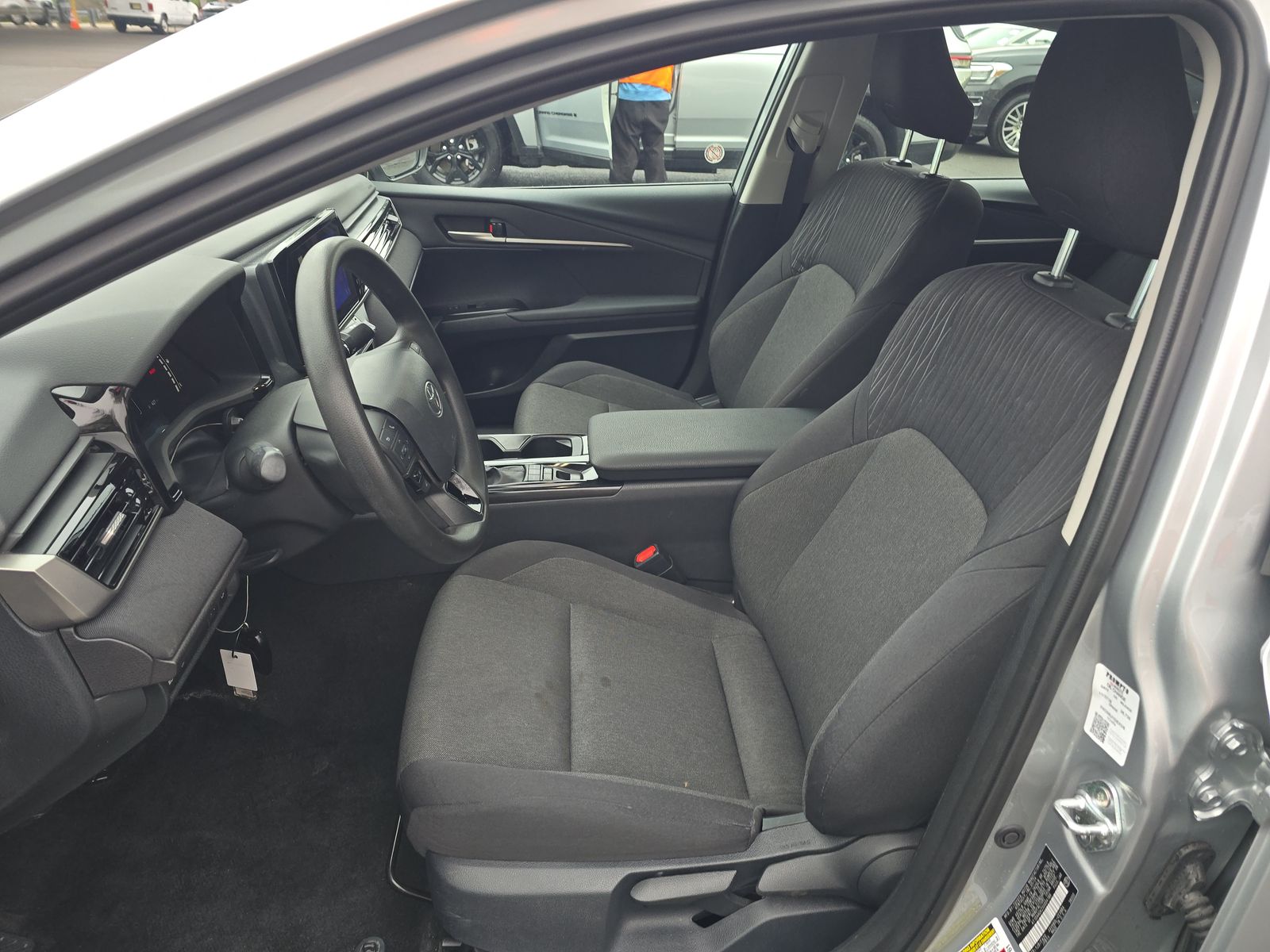 2025 Toyota Camry LE FWD