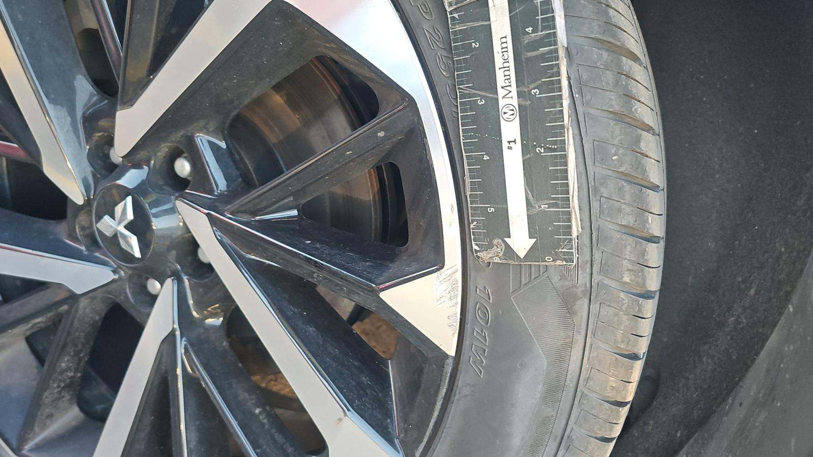 2024 Mitsubishi Outlander SE AWD