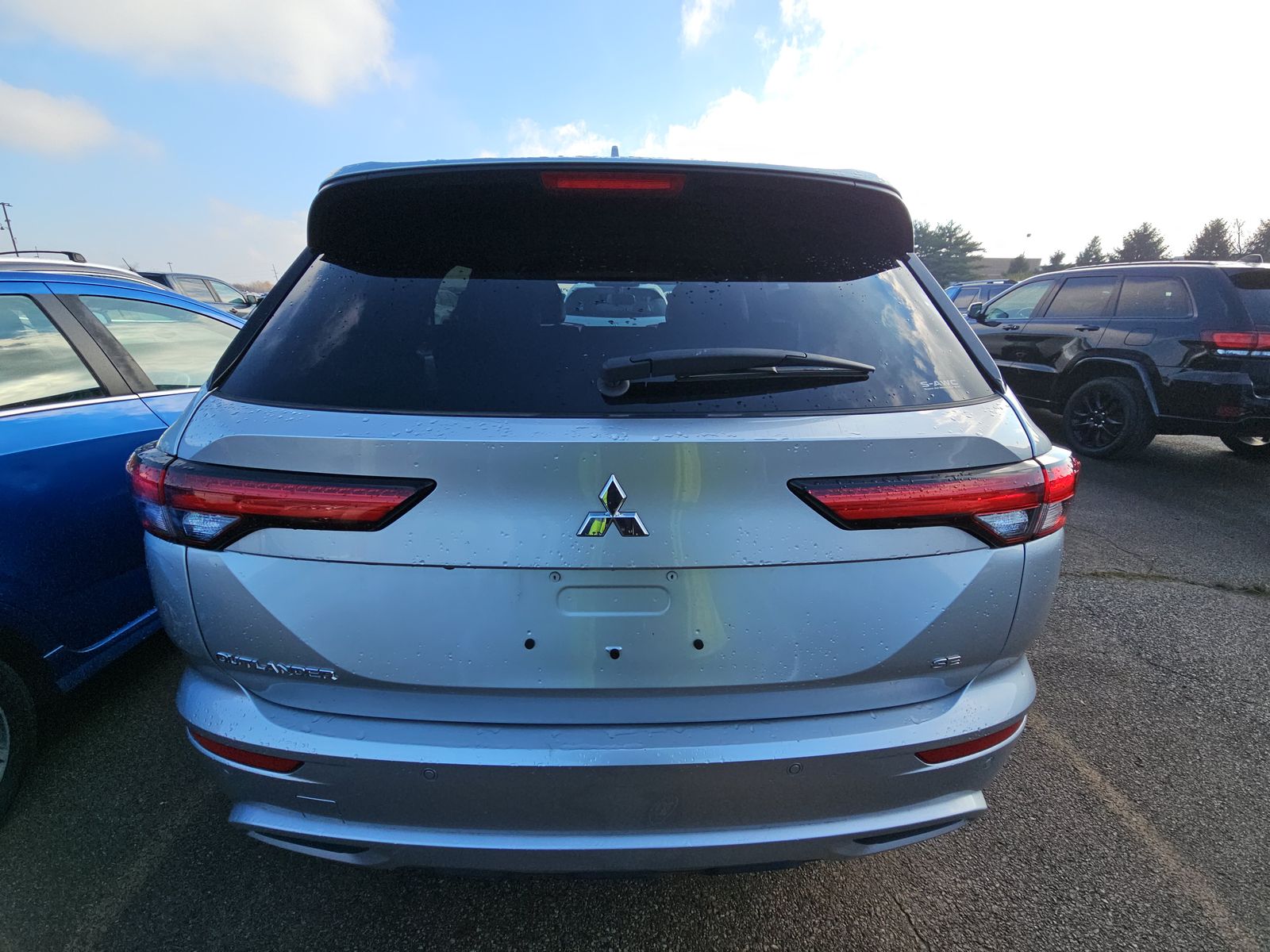 2024 Mitsubishi Outlander SE AWD