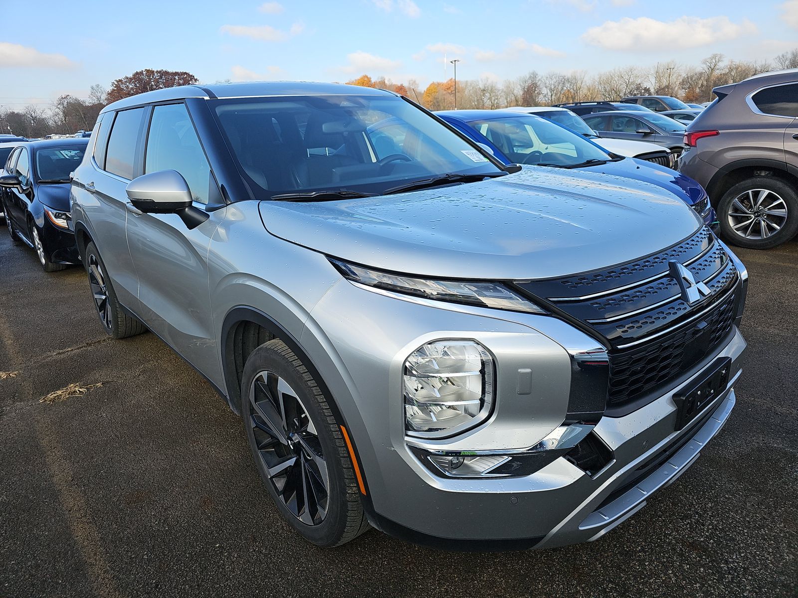 2024 Mitsubishi Outlander SE AWD