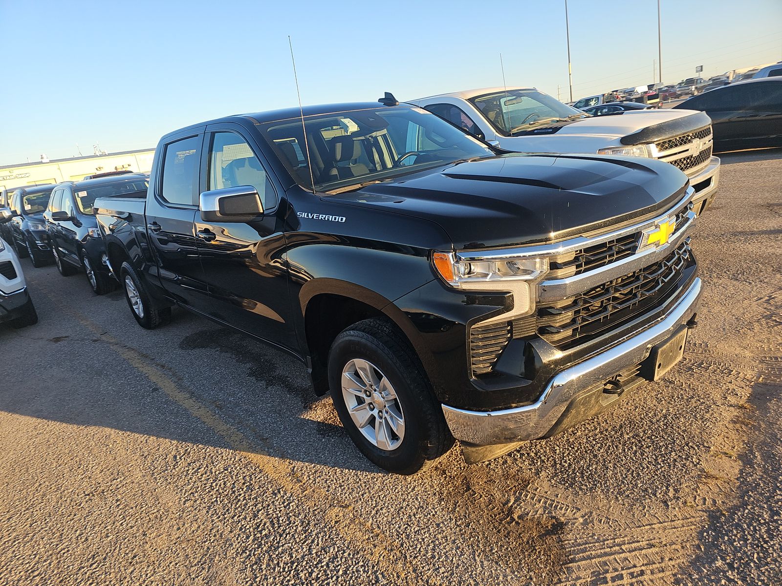 2023 Chevrolet Silverado 1500 LT AWD