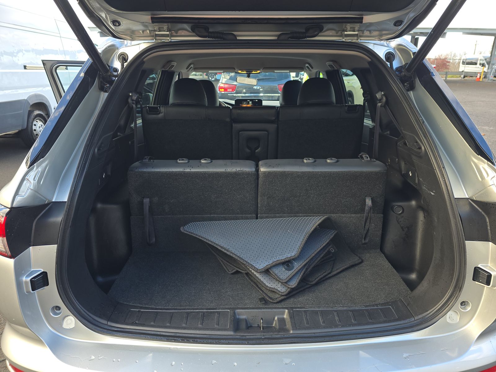 2024 Mitsubishi Outlander SE Black Edition AWD