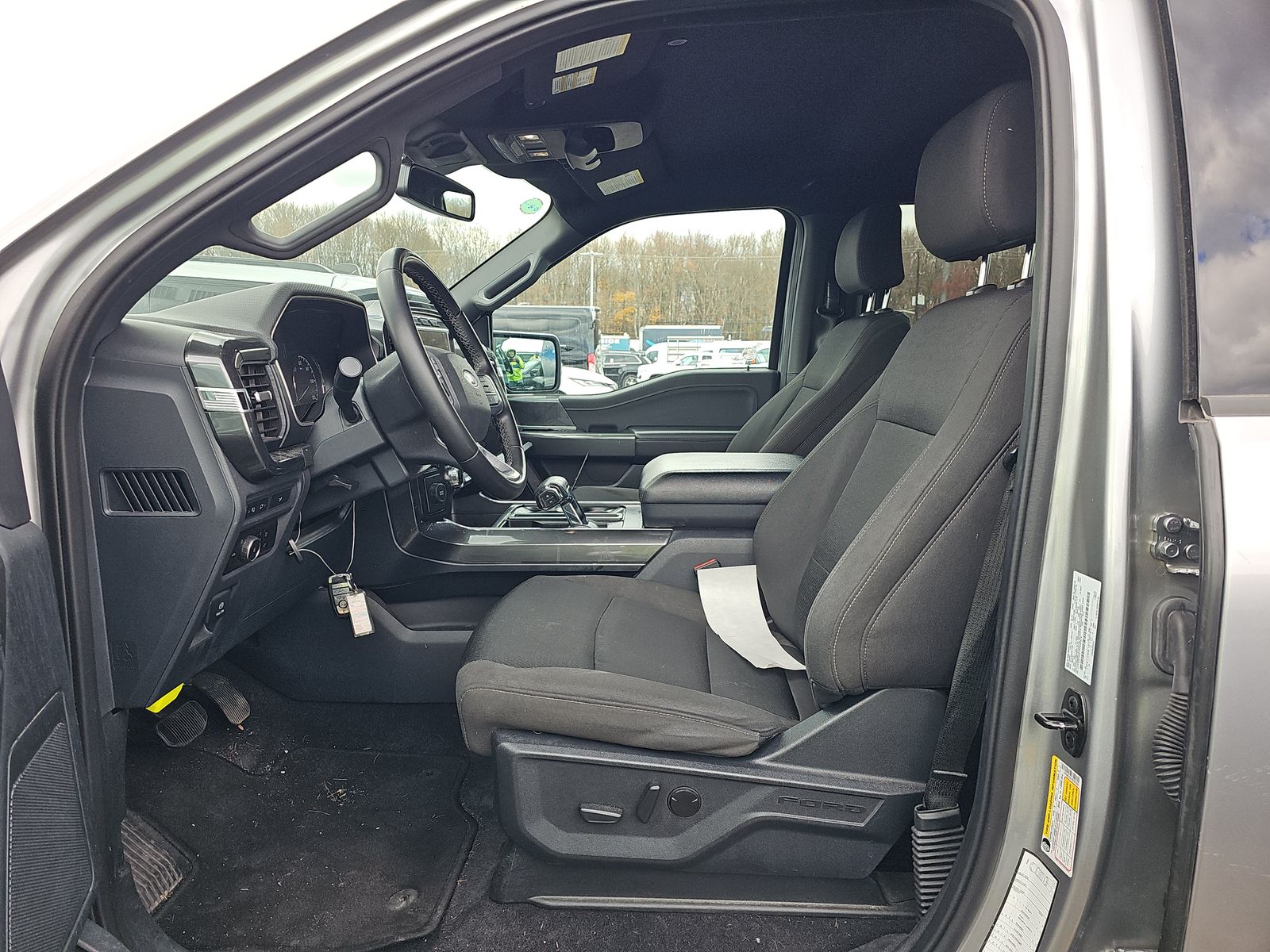 2023 Ford F-150 XLT RWD