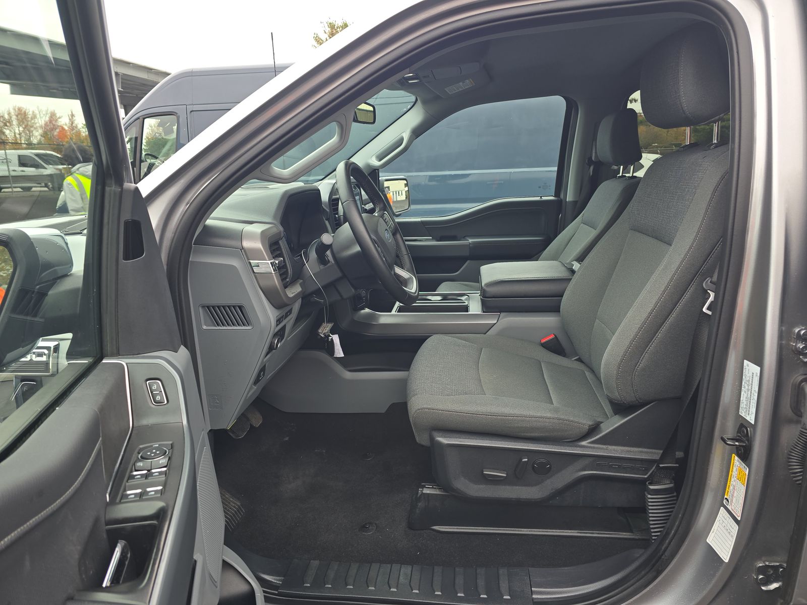 2024 Ford F-150 Hybrid XLT AWD