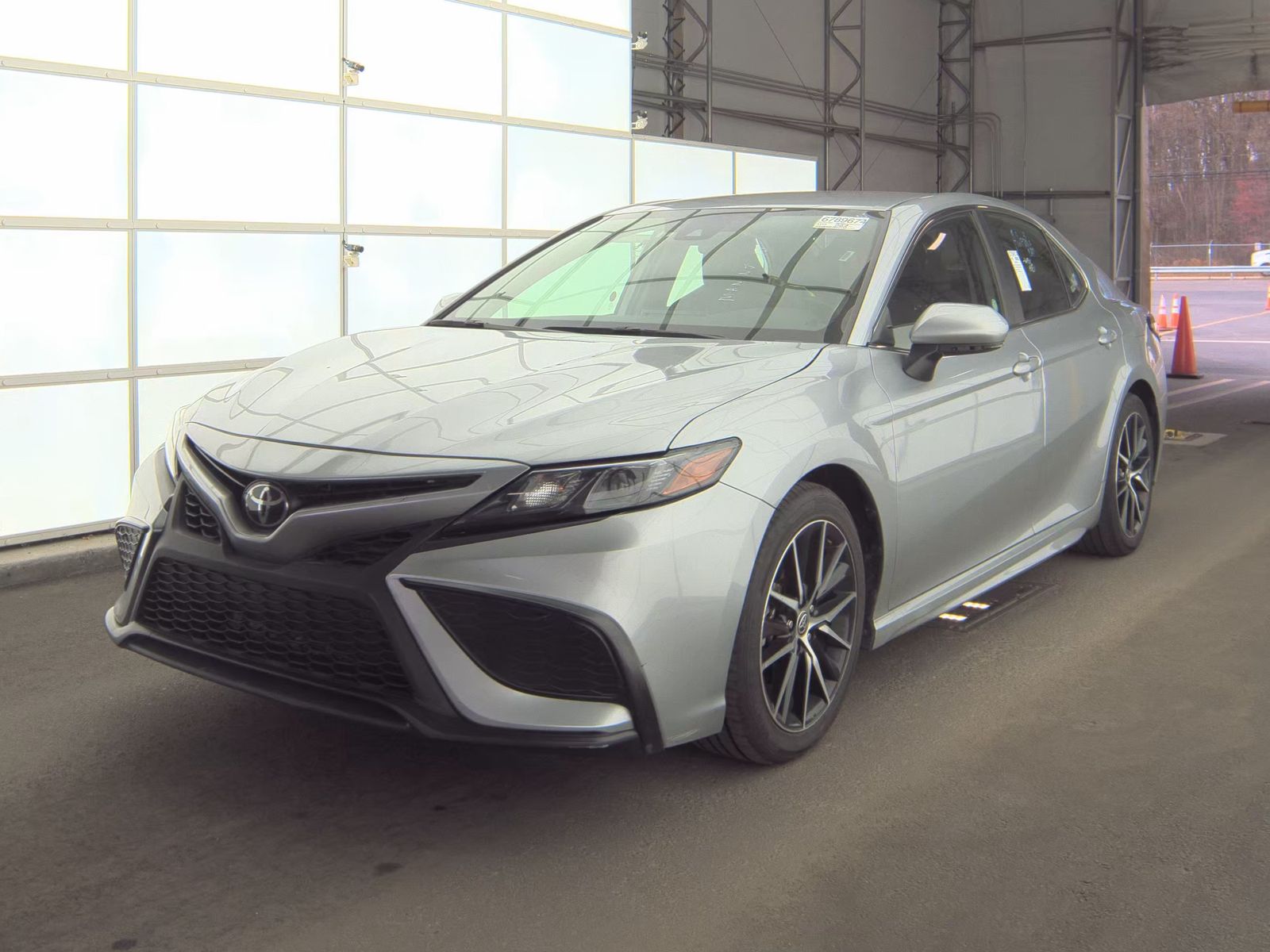 2024 Toyota Camry SE FWD