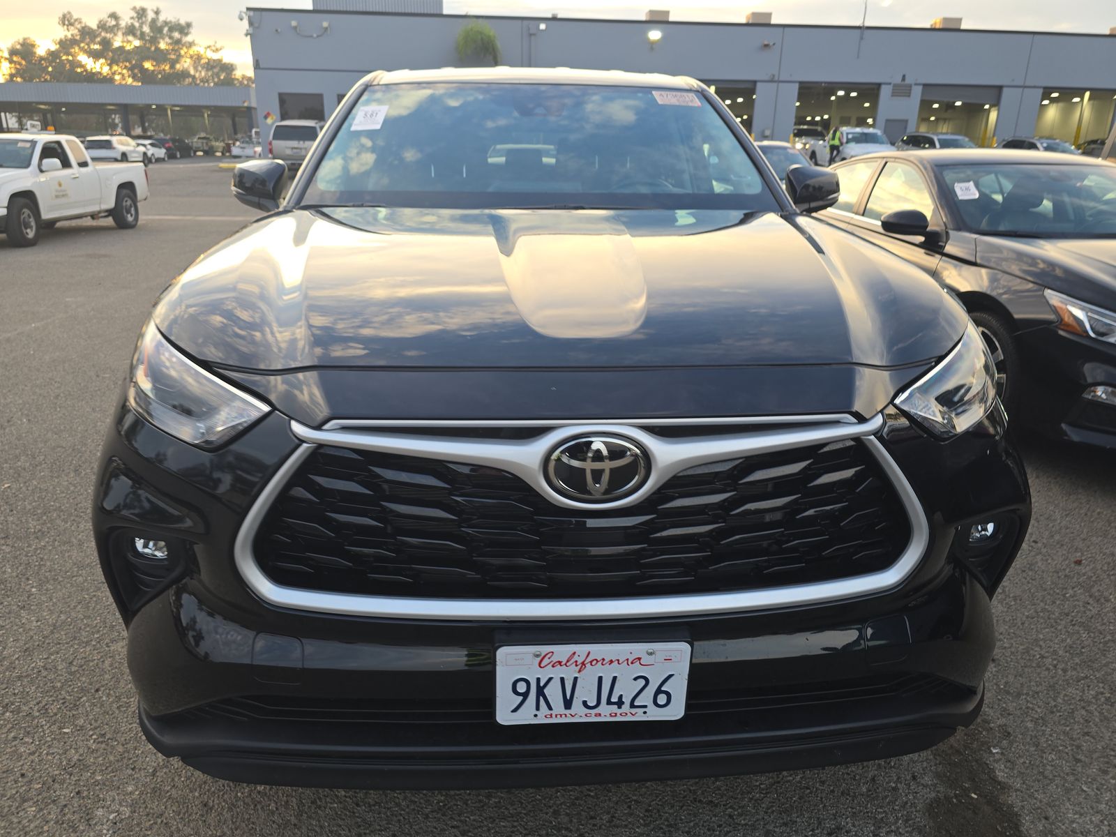 2024 Toyota Highlander LE AWD