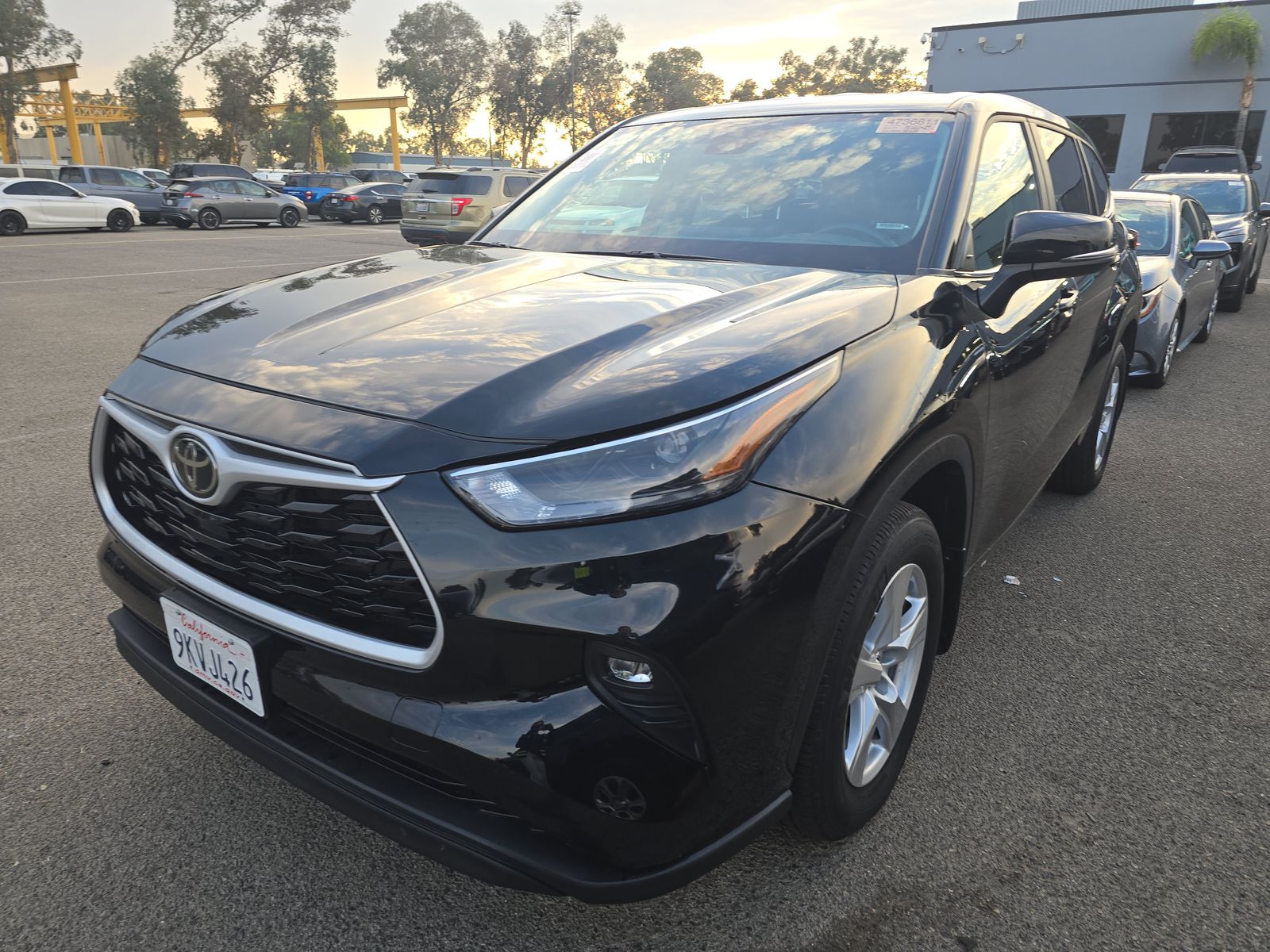 2024 Toyota Highlander LE AWD