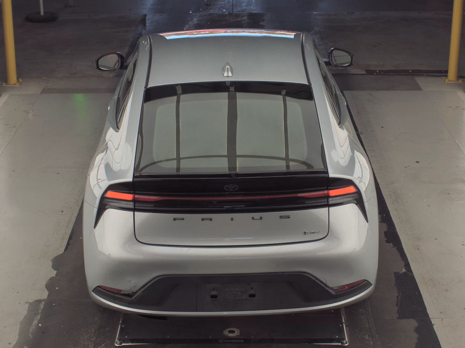 2025 Toyota Prius LE FWD