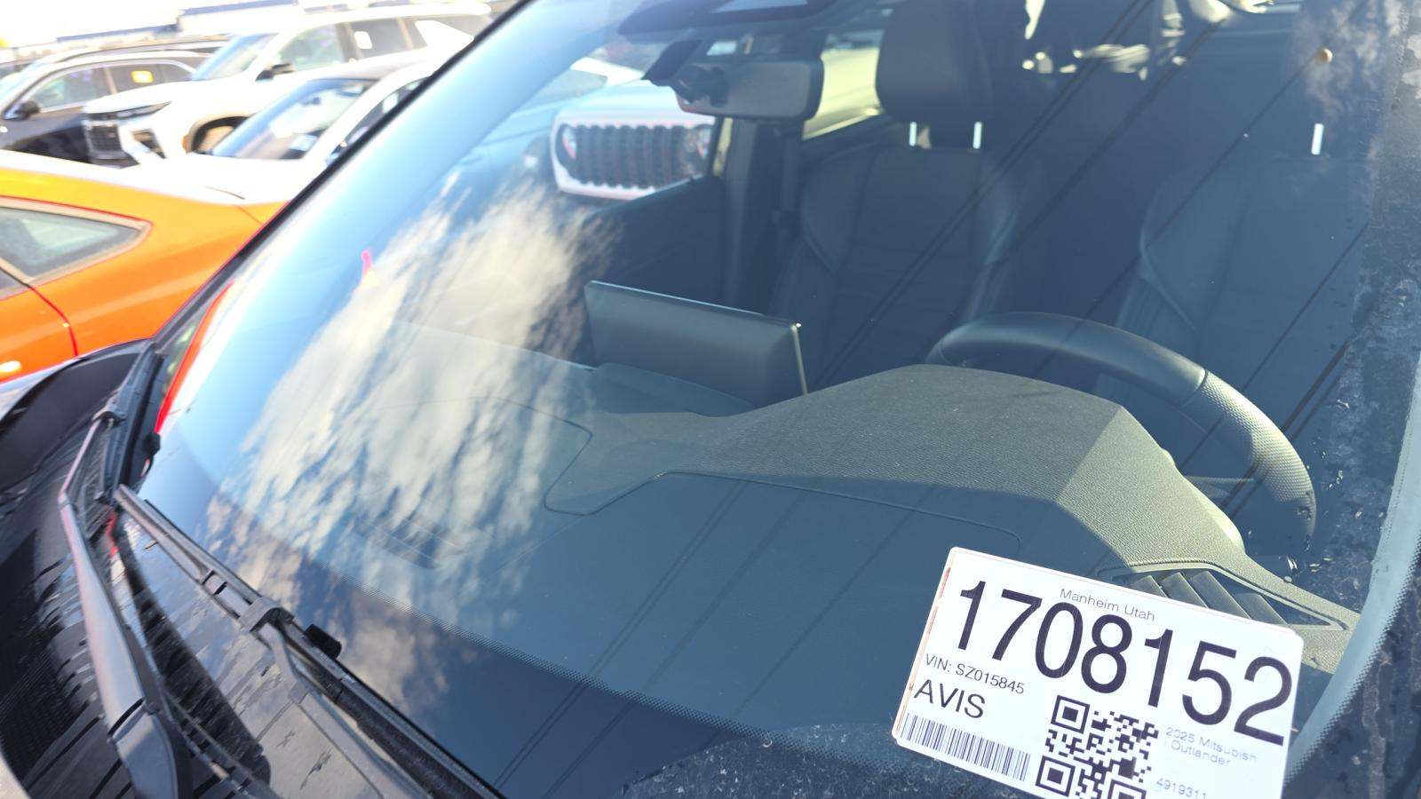 2025 Mitsubishi Outlander SE FWD