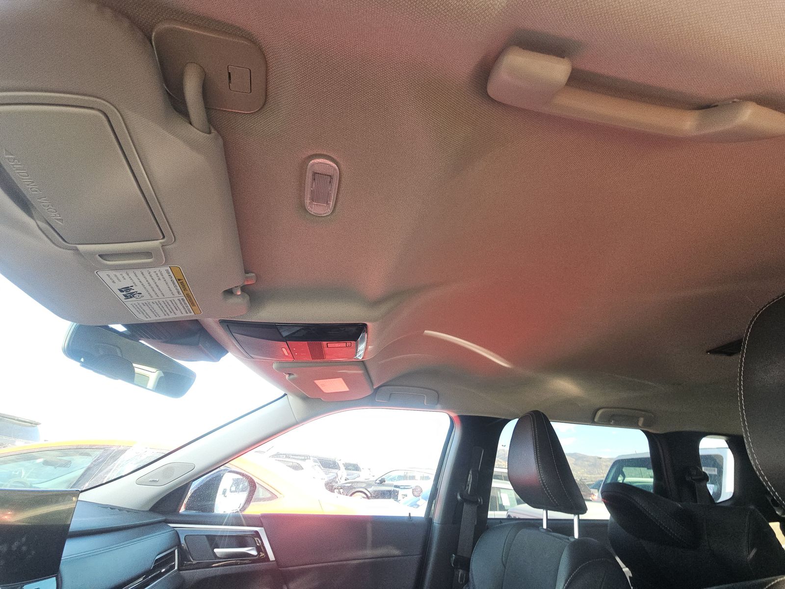 2025 Mitsubishi Outlander SE FWD