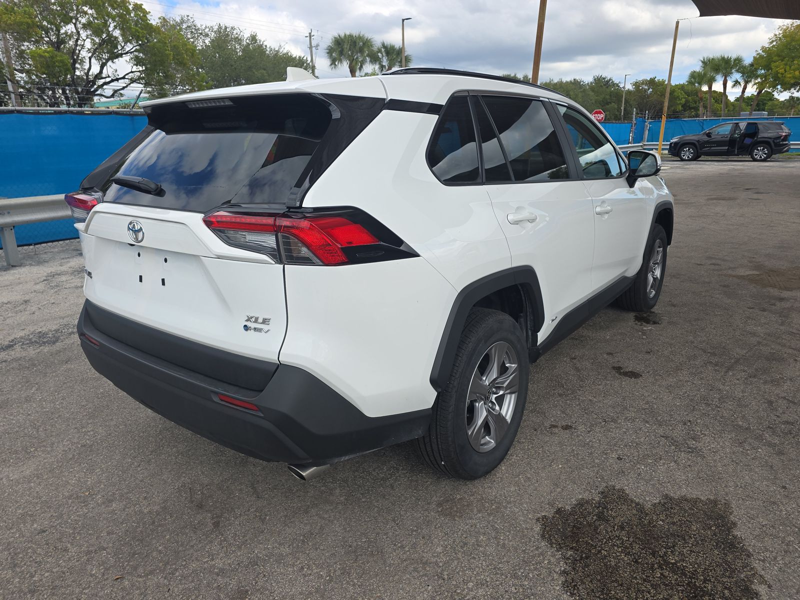 2025 Toyota RAV4 Hybrid XLE AWD