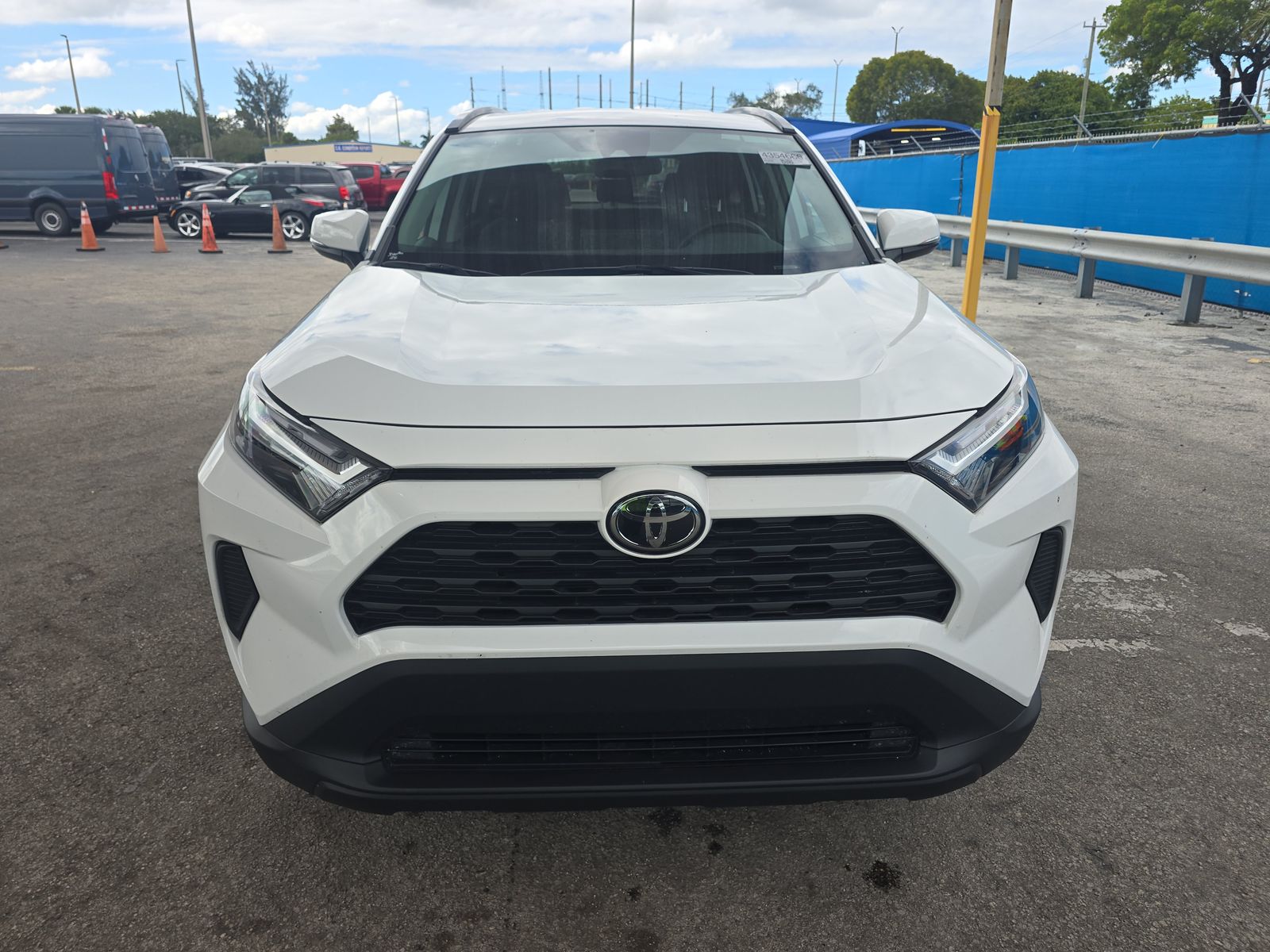 2025 Toyota RAV4 Hybrid XLE AWD