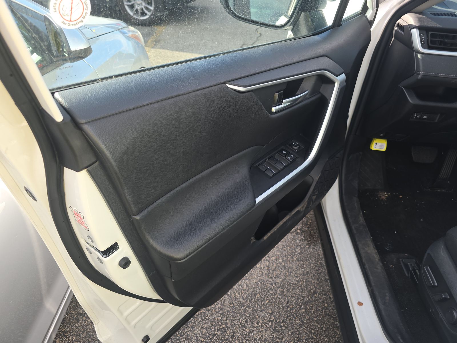 2025 Toyota RAV4 Hybrid XLE AWD