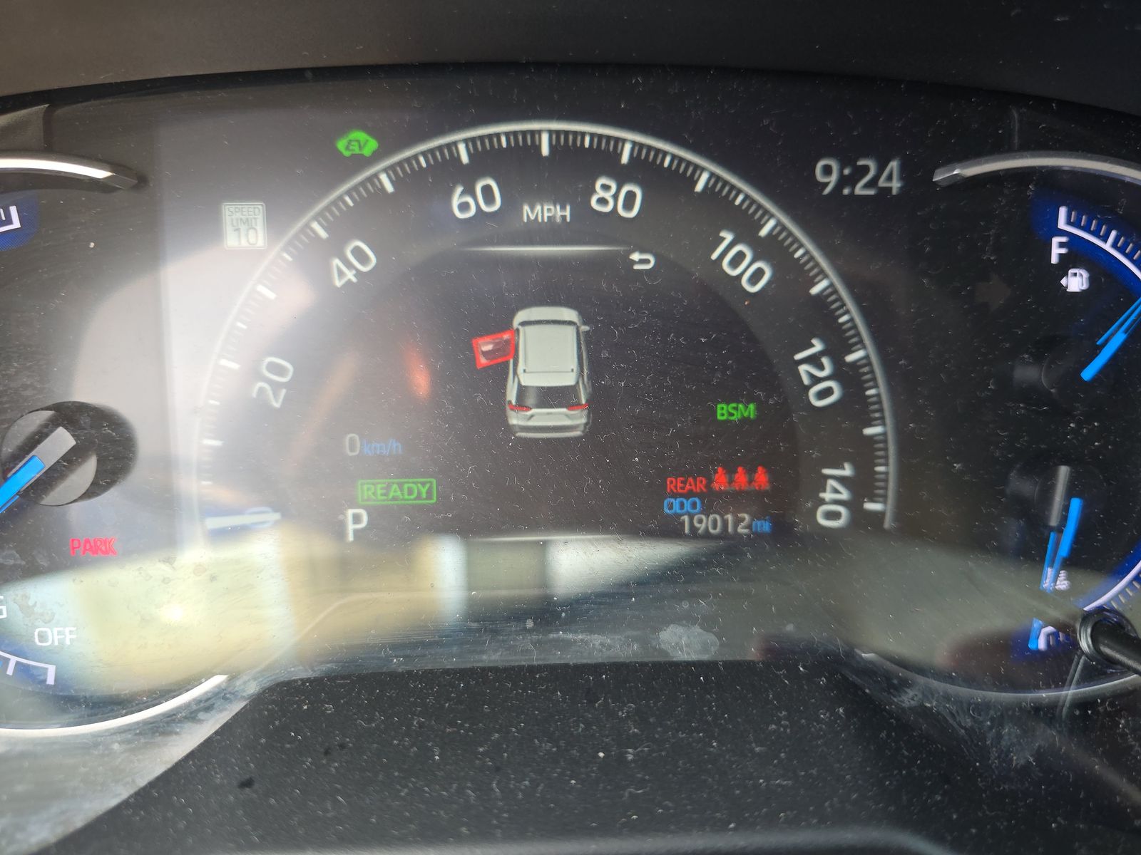 2025 Toyota RAV4 Hybrid XLE AWD