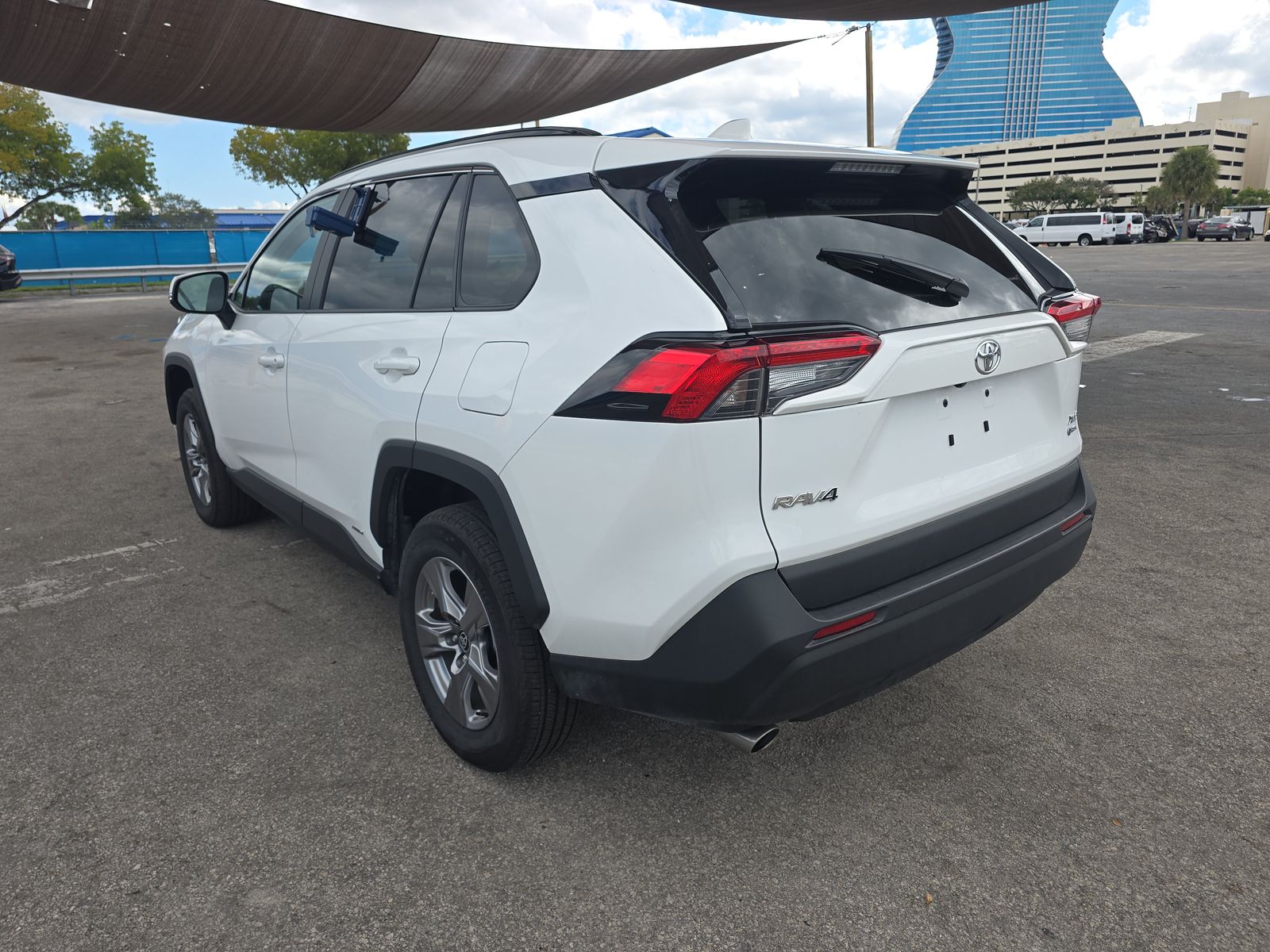 2025 Toyota RAV4 Hybrid XLE AWD