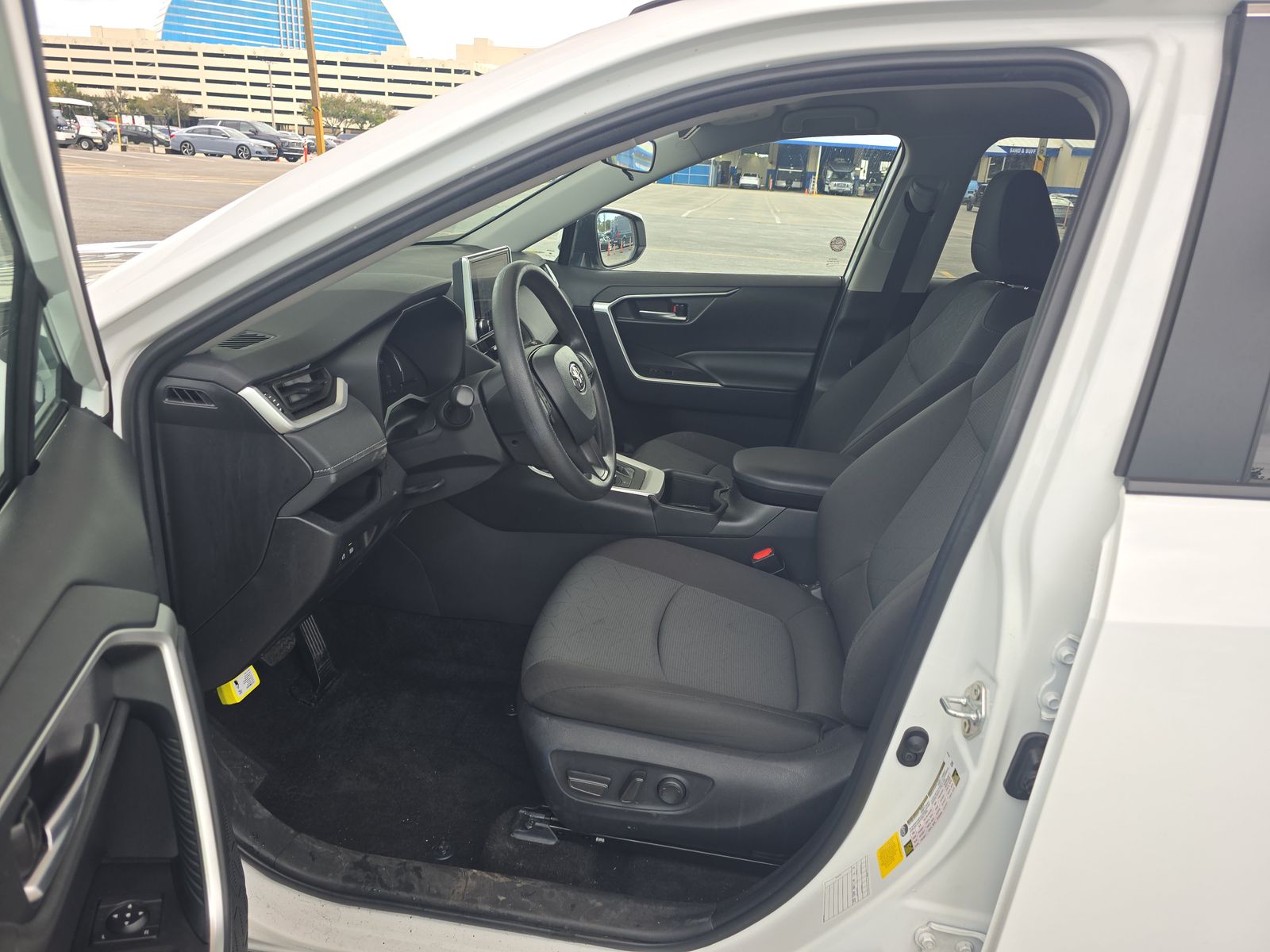 2025 Toyota RAV4 Hybrid XLE AWD