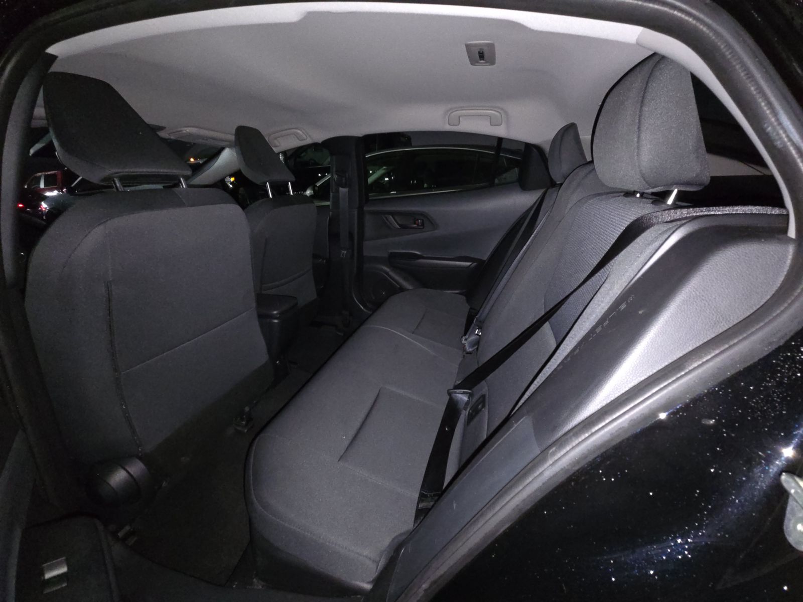 2025 Toyota Prius LE FWD