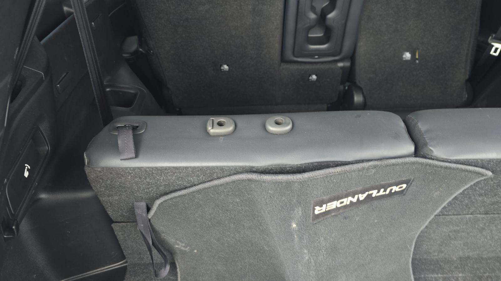 2025 Mitsubishi Outlander SE AWD