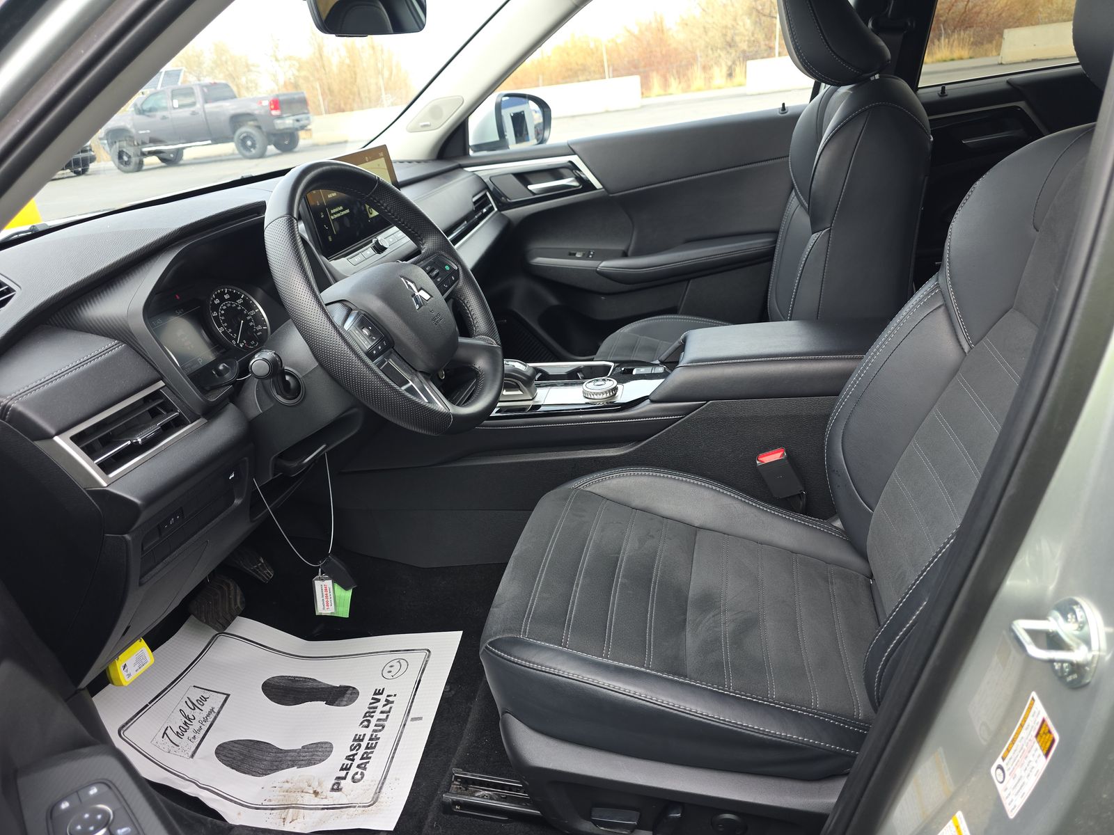 2025 Mitsubishi Outlander SE AWD