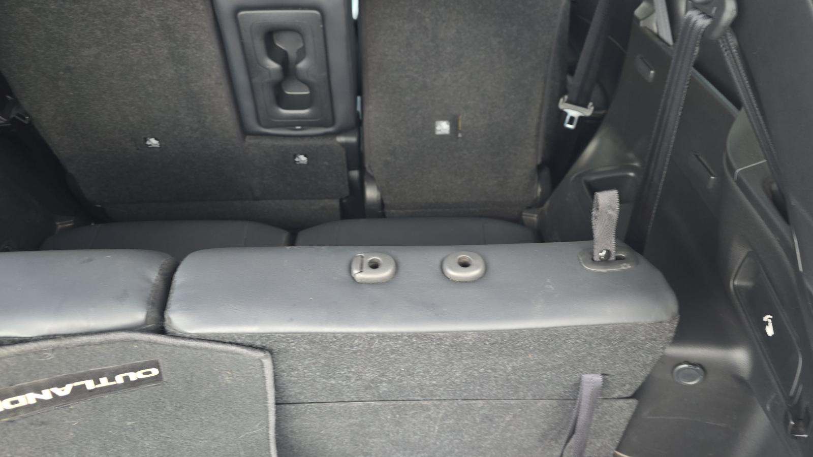 2025 Mitsubishi Outlander SE AWD