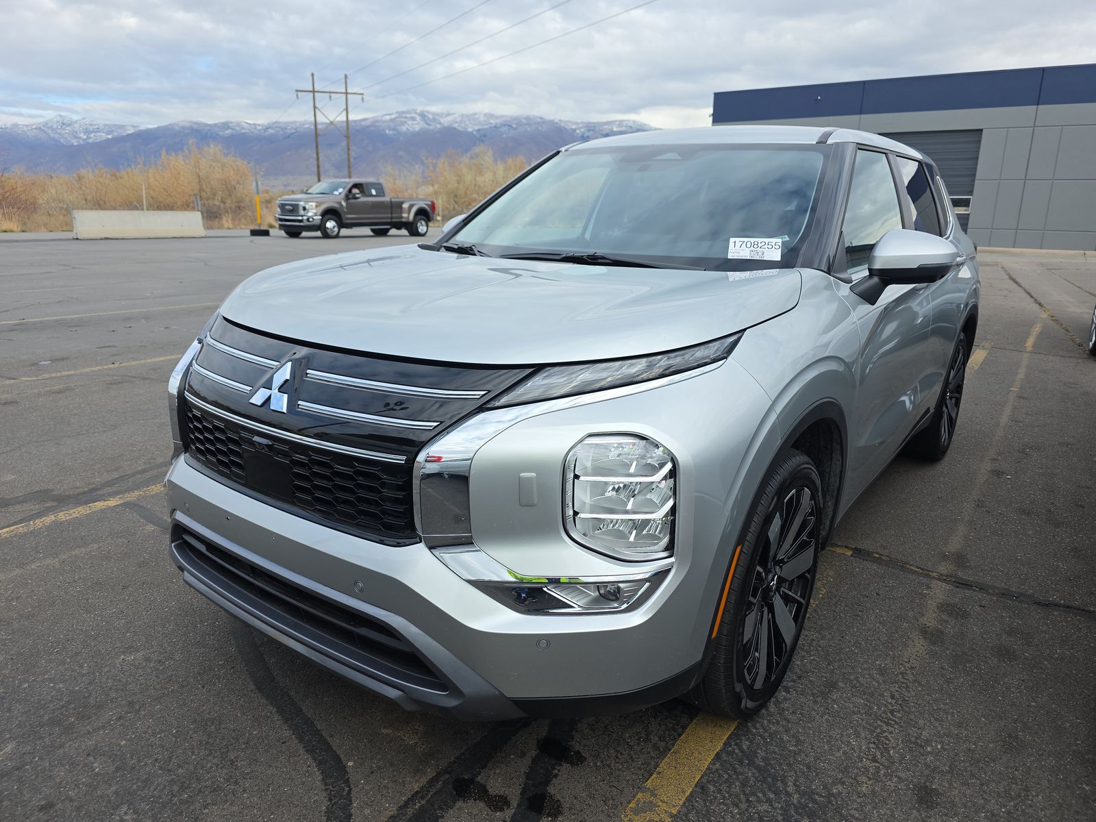 2025 Mitsubishi Outlander SE AWD