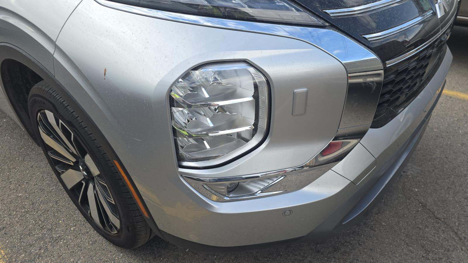 2025 Mitsubishi Outlander SE AWD