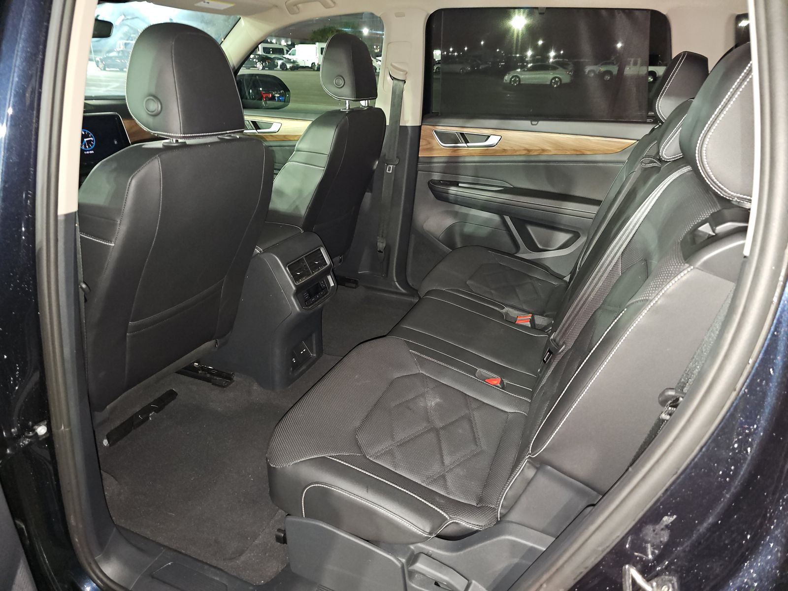 2025 Volkswagen Atlas 2.0T SE FWD