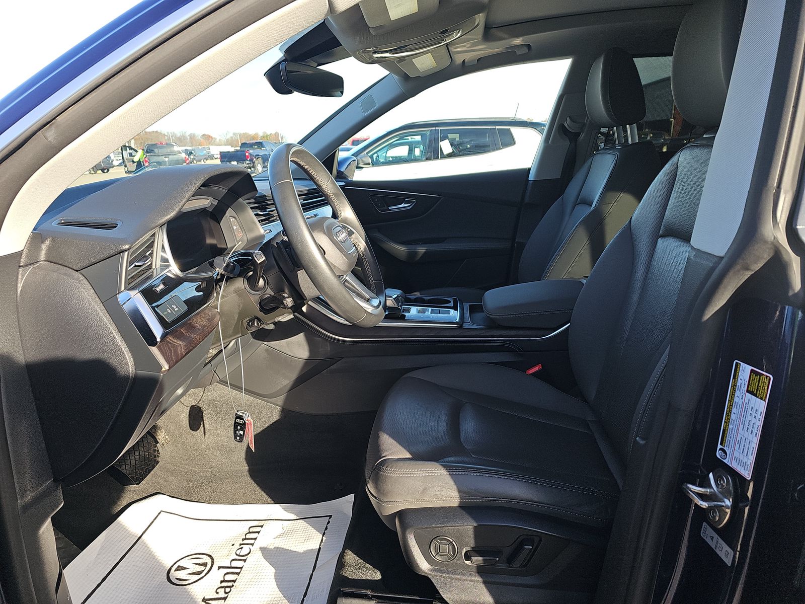 2022 Audi Q8 Premium Plus AWD