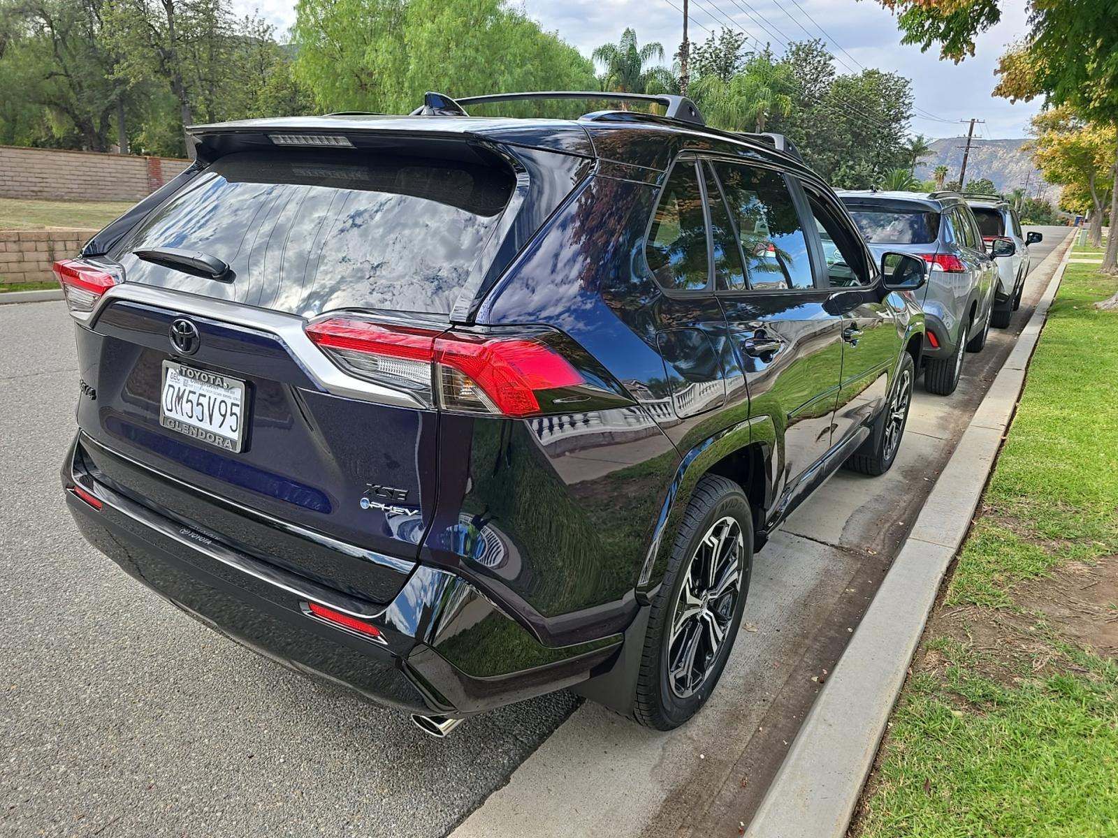 2025 Toyota RAV4 Plug-In Hybrid XSE AWD