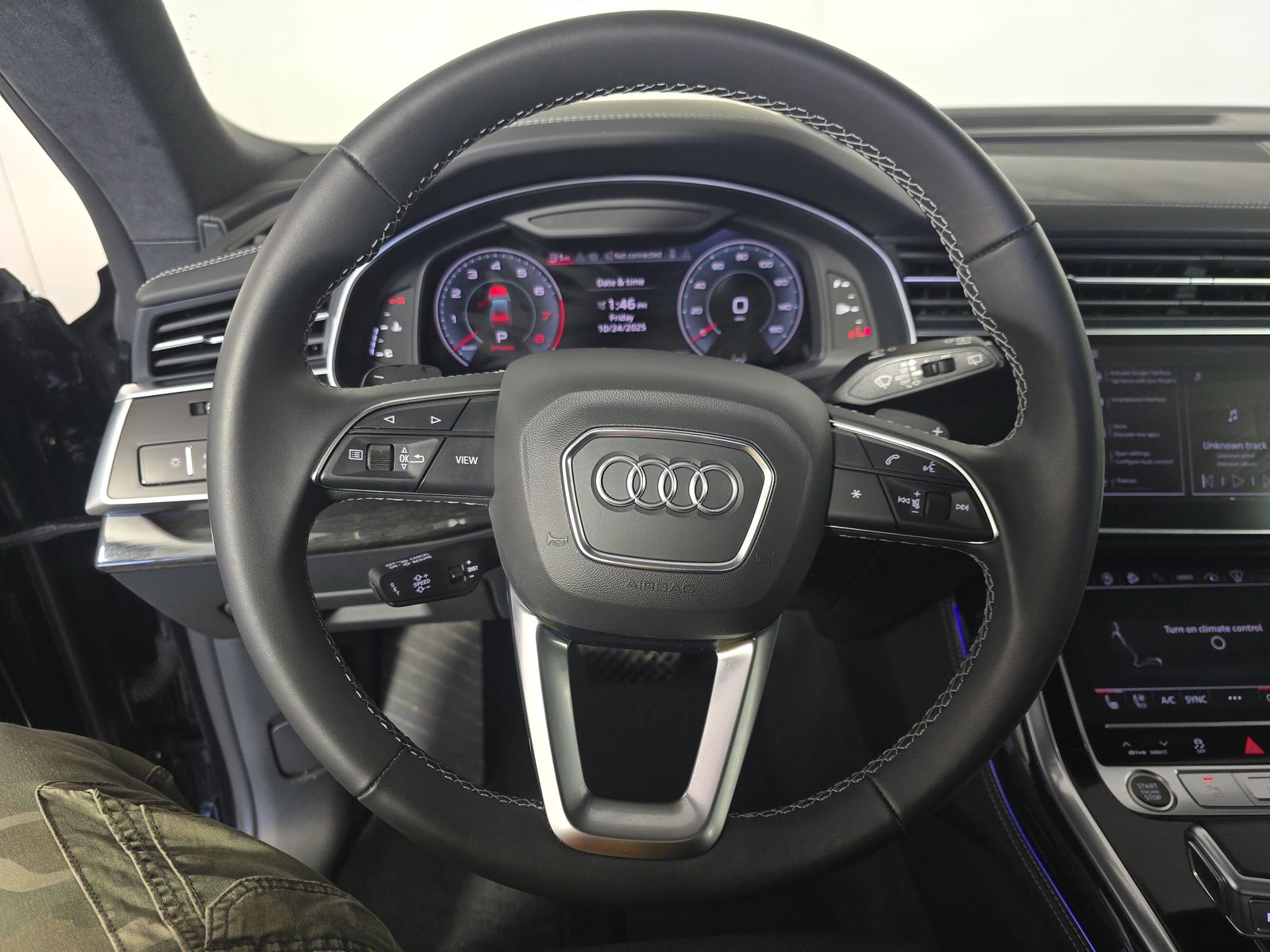 2024 Audi Q8 Prestige AWD