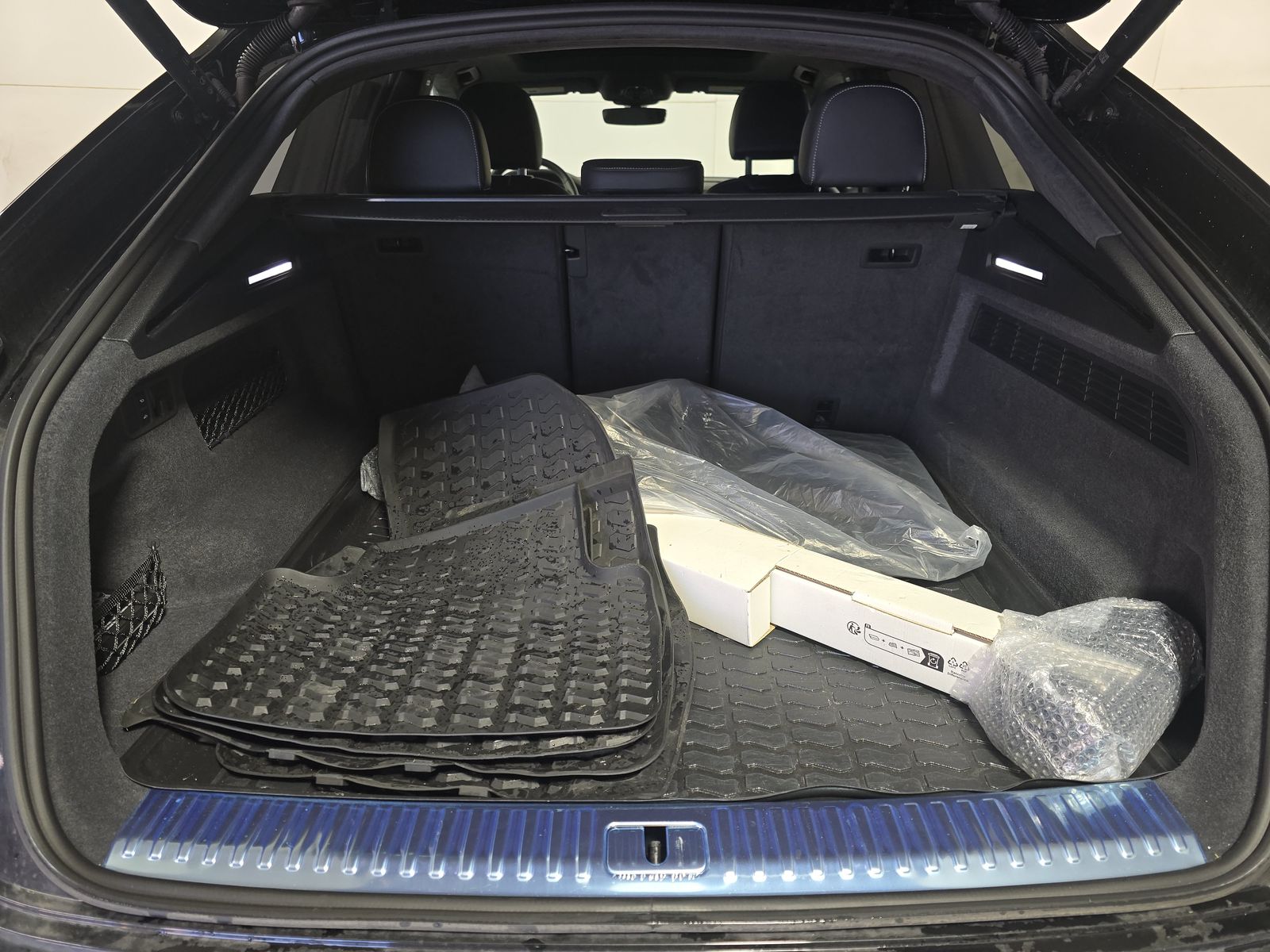 2024 Audi Q8 Prestige AWD