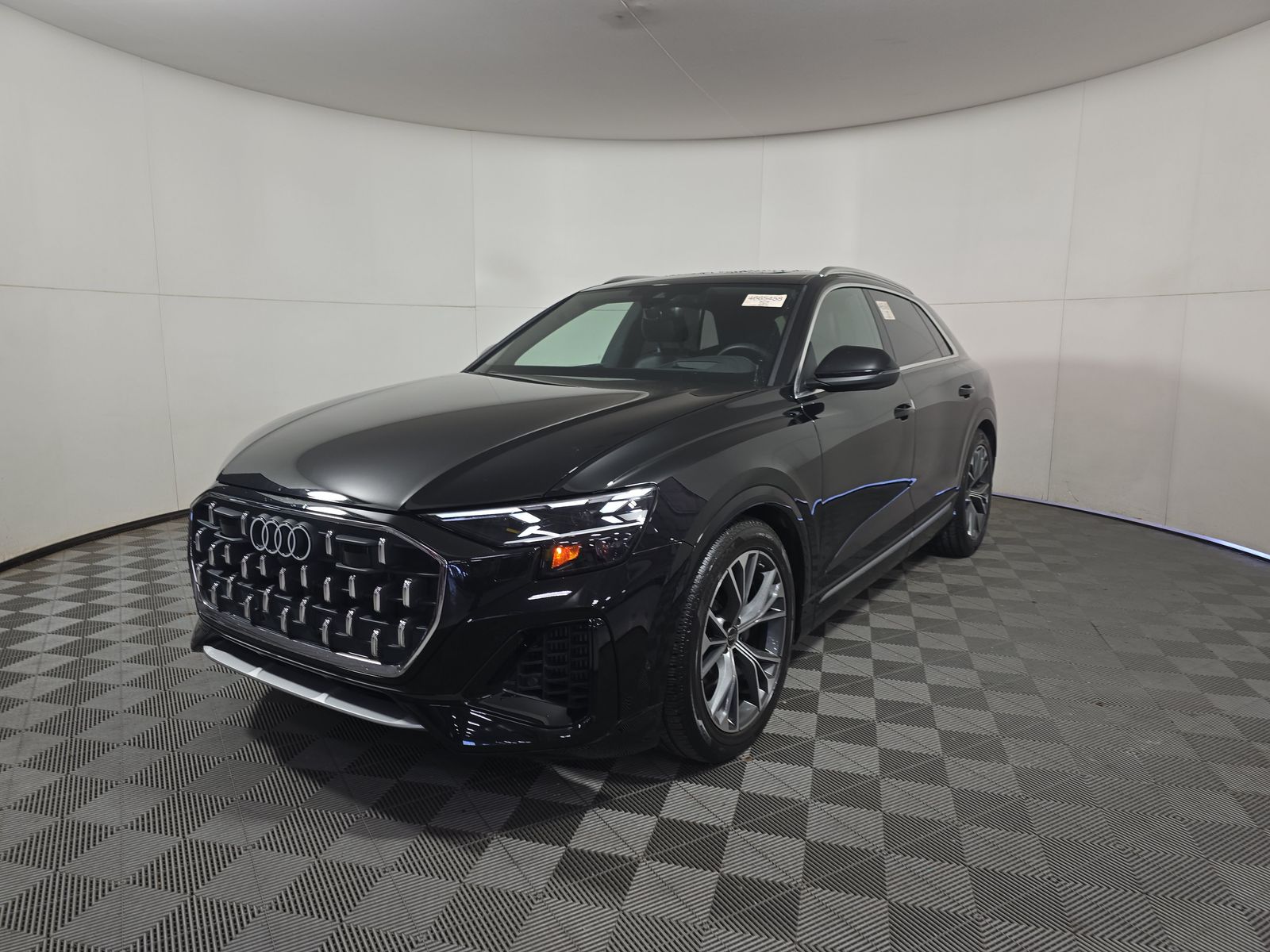 2024 Audi Q8 Prestige AWD