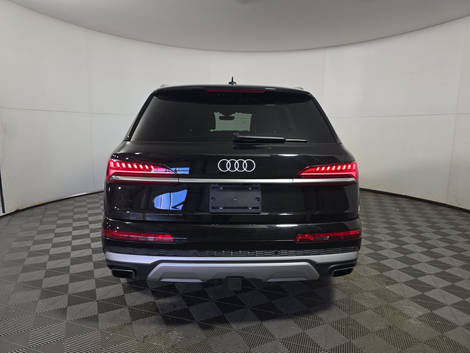 2025 Audi Q7 Premium Plus AWD