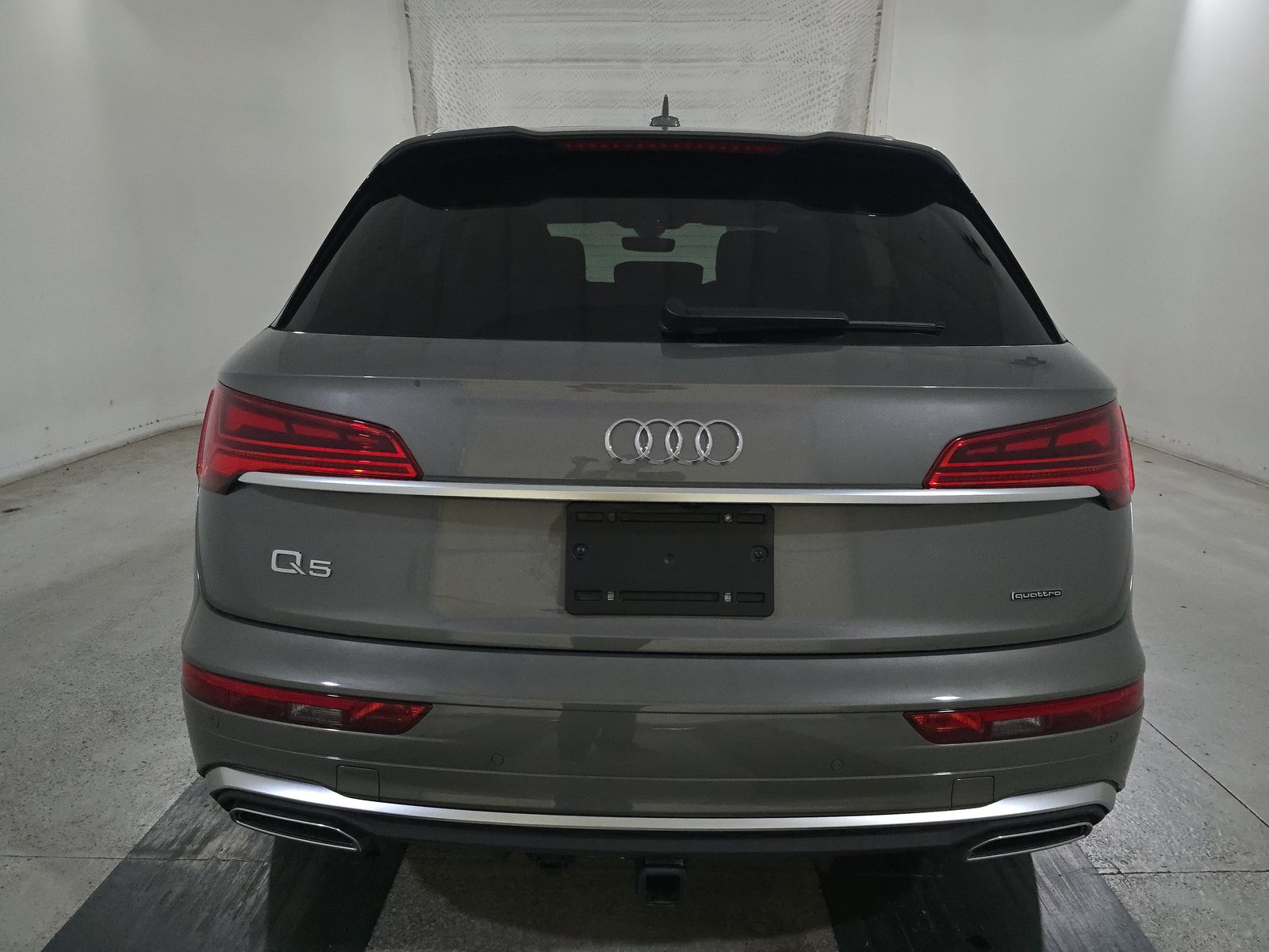 2025 Audi Q5 e Plug-In Hybrid S line Premium Plus AWD