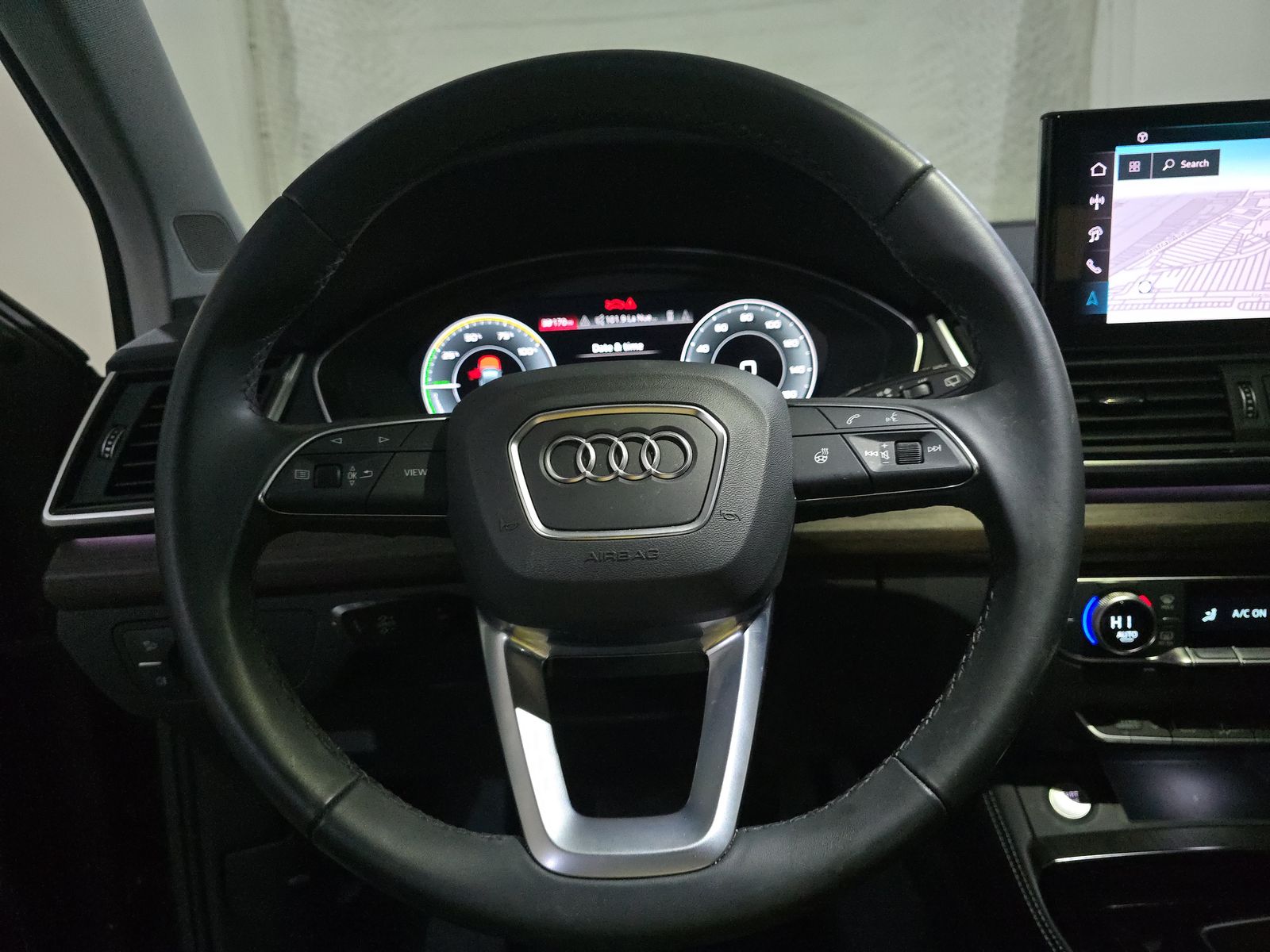 2025 Audi Q5 e Plug-In Hybrid S line Premium Plus AWD