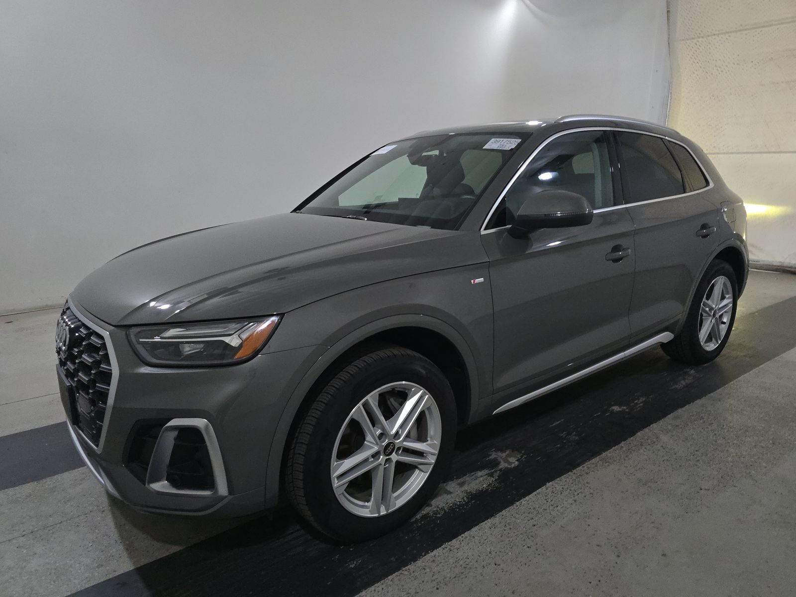 2025 Audi Q5 e Plug-In Hybrid S line Premium Plus AWD