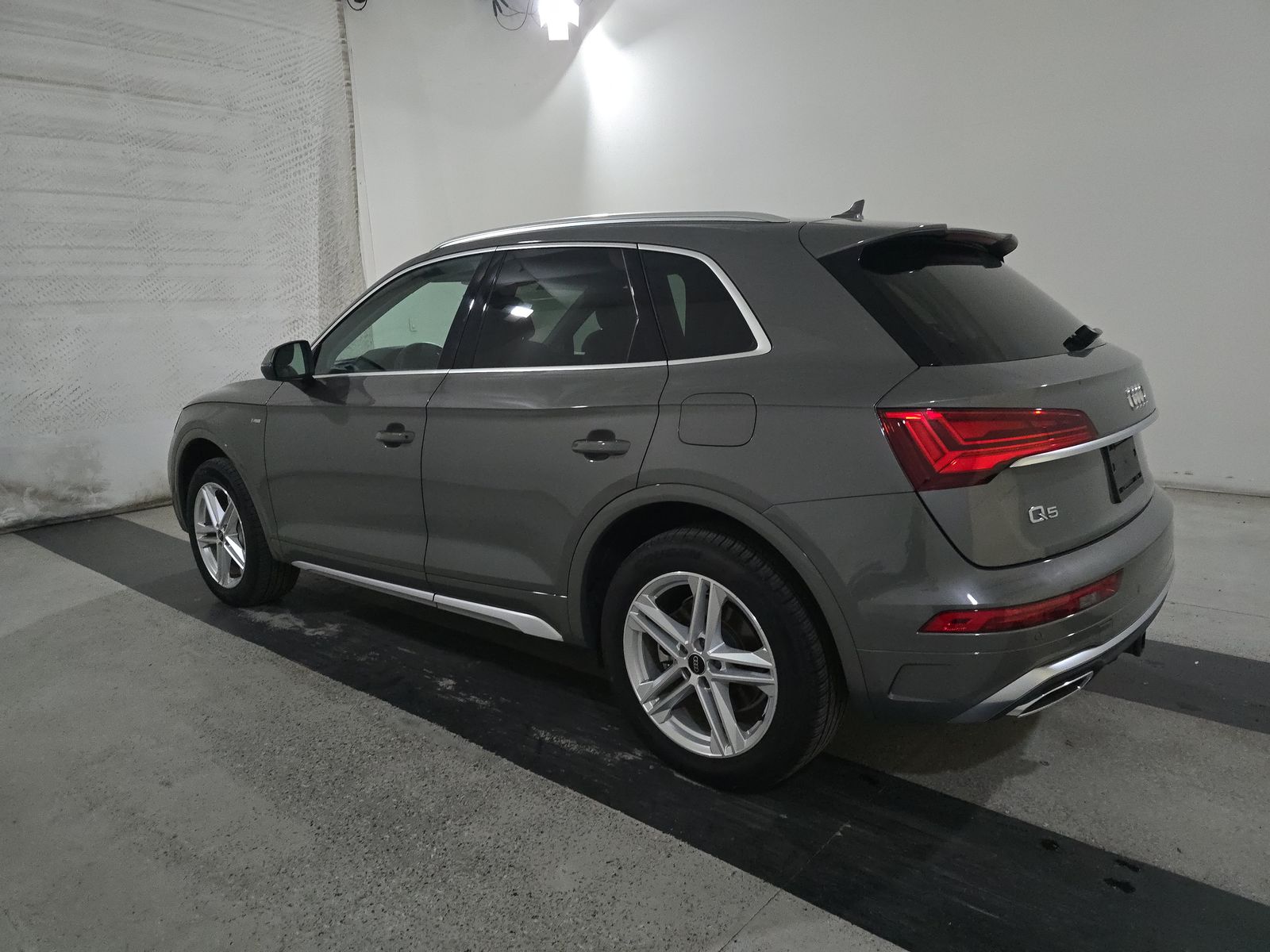 2025 Audi Q5 e Plug-In Hybrid S line Premium Plus AWD