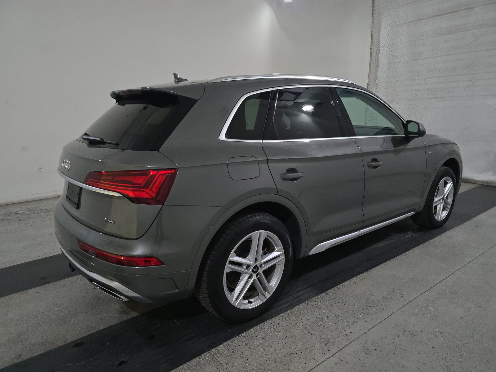 2025 Audi Q5 e Plug-In Hybrid S line Premium Plus AWD