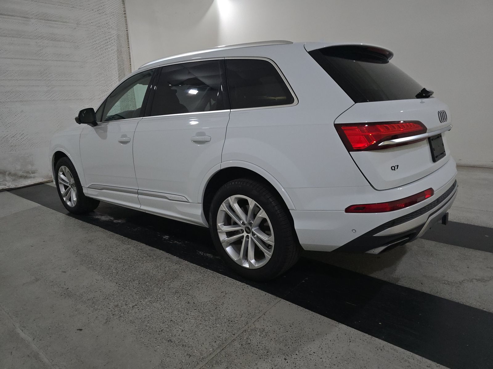 2025 Audi Q7 Premium Plus AWD