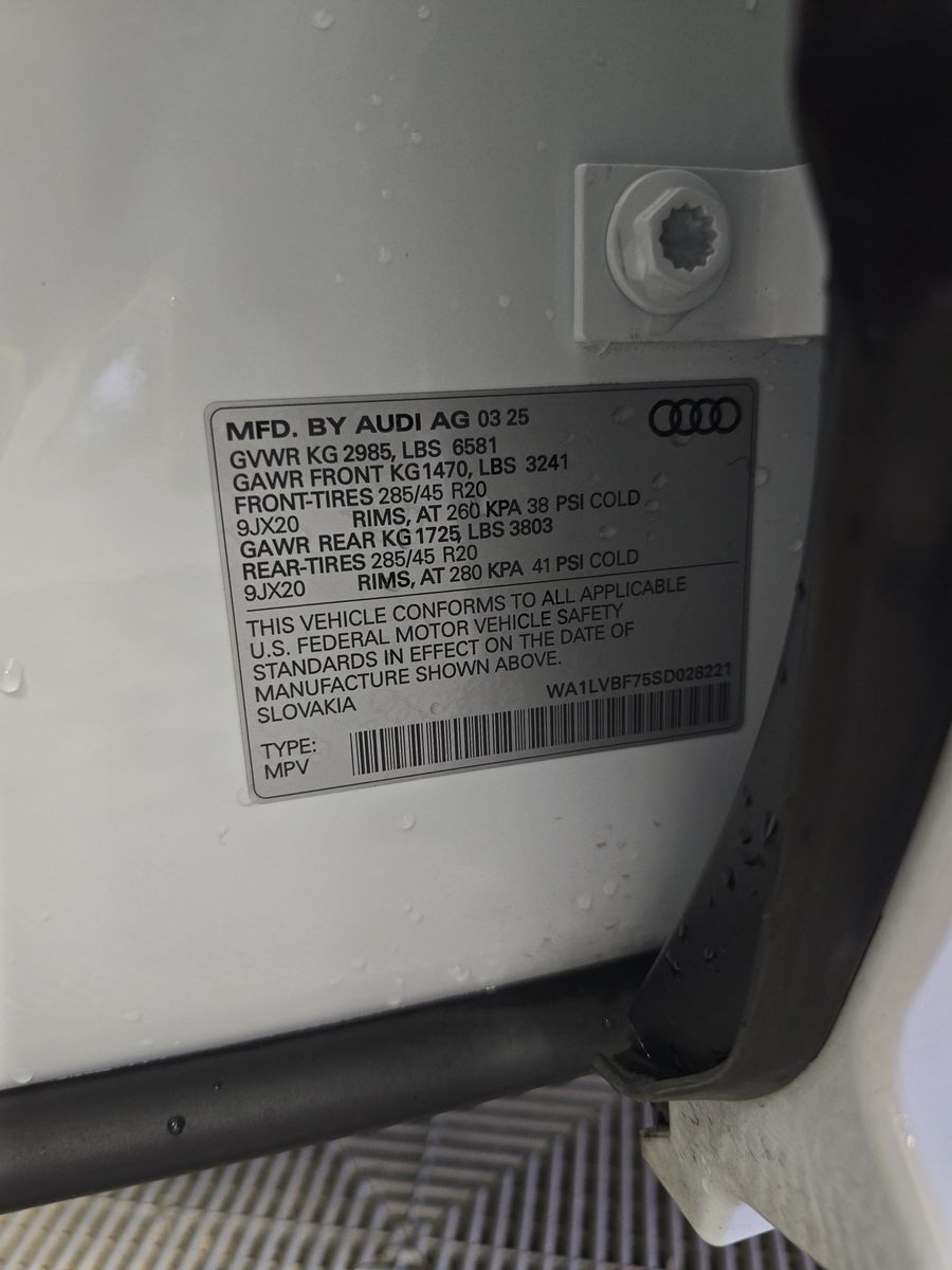 2025 Audi Q7 Premium Plus AWD