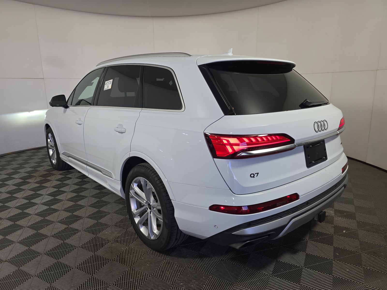 2025 Audi Q7 Premium Plus AWD
