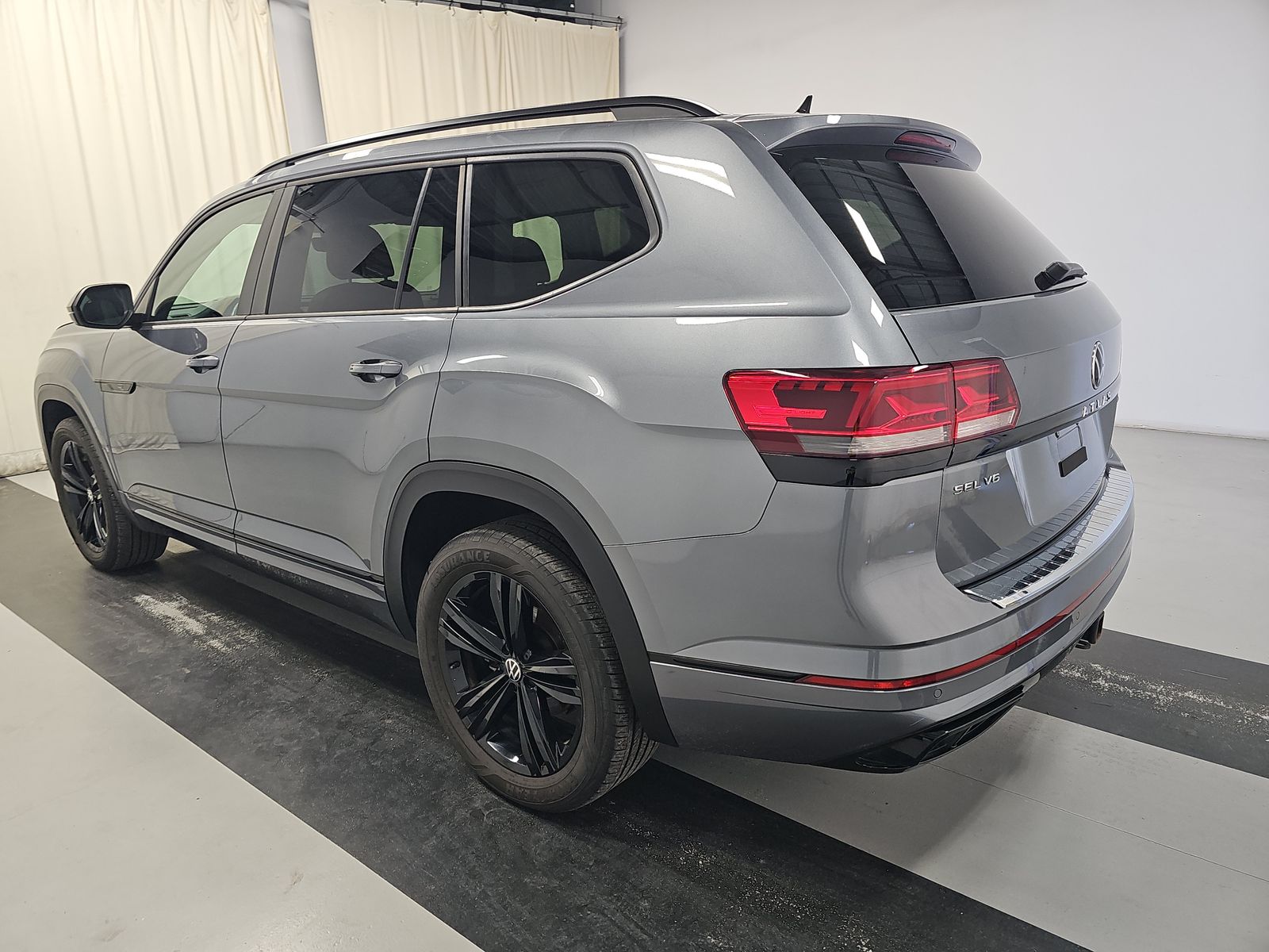 2022 Volkswagen Atlas 3.6L SEL R-Line Black AWD
