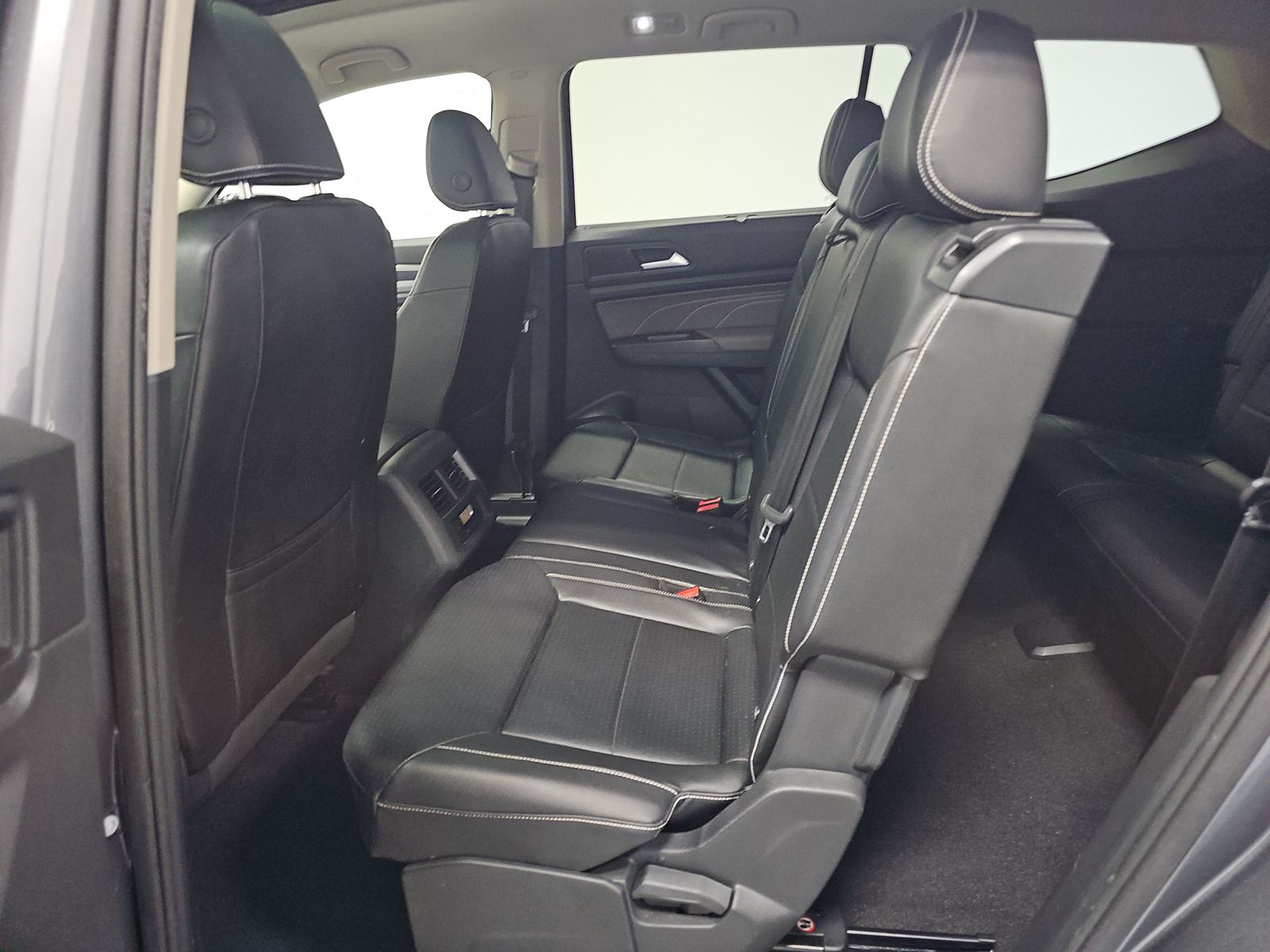 2022 Volkswagen Atlas 3.6L SEL R-Line Black AWD