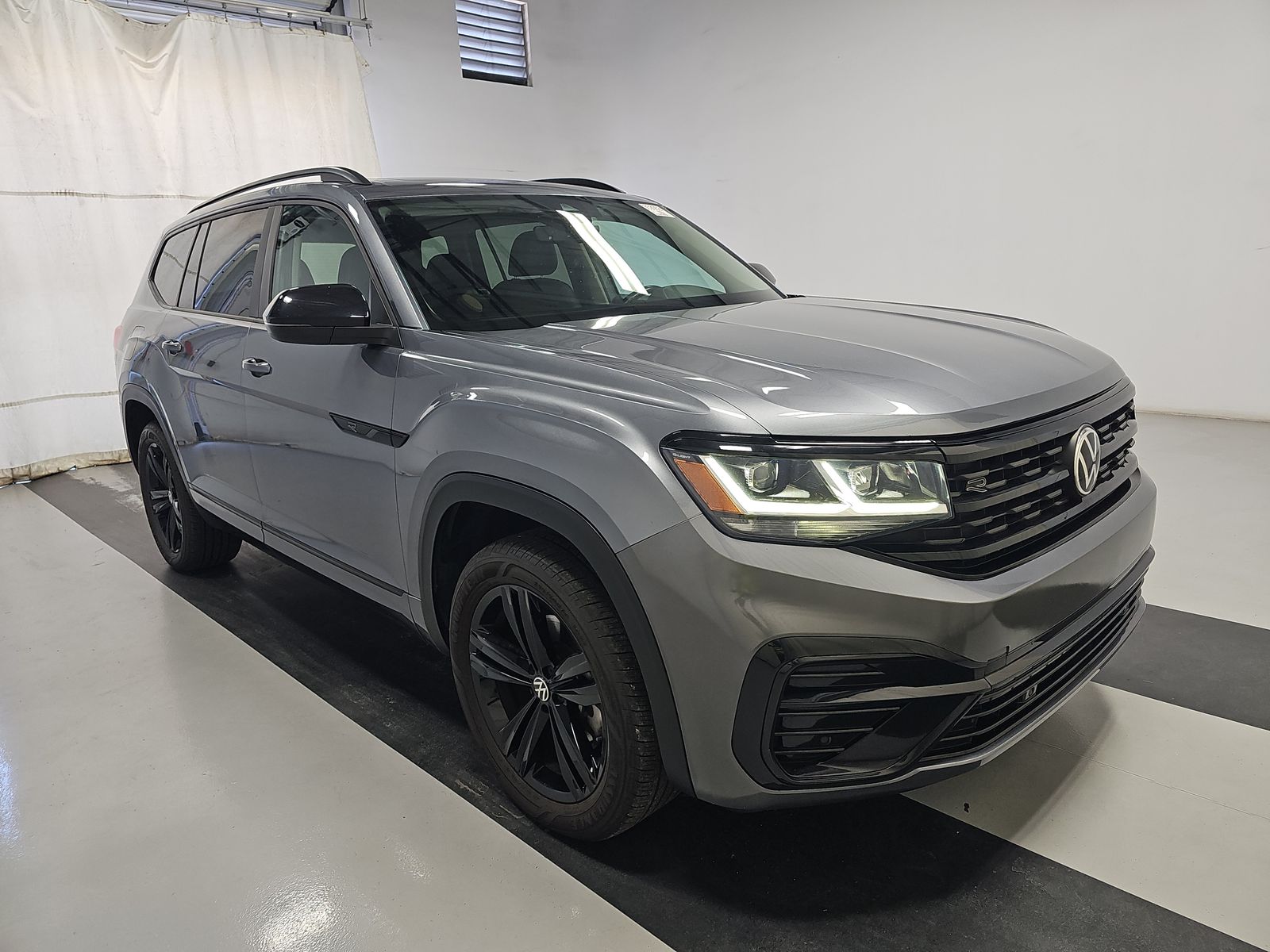 2022 Volkswagen Atlas 3.6L SEL R-Line Black AWD