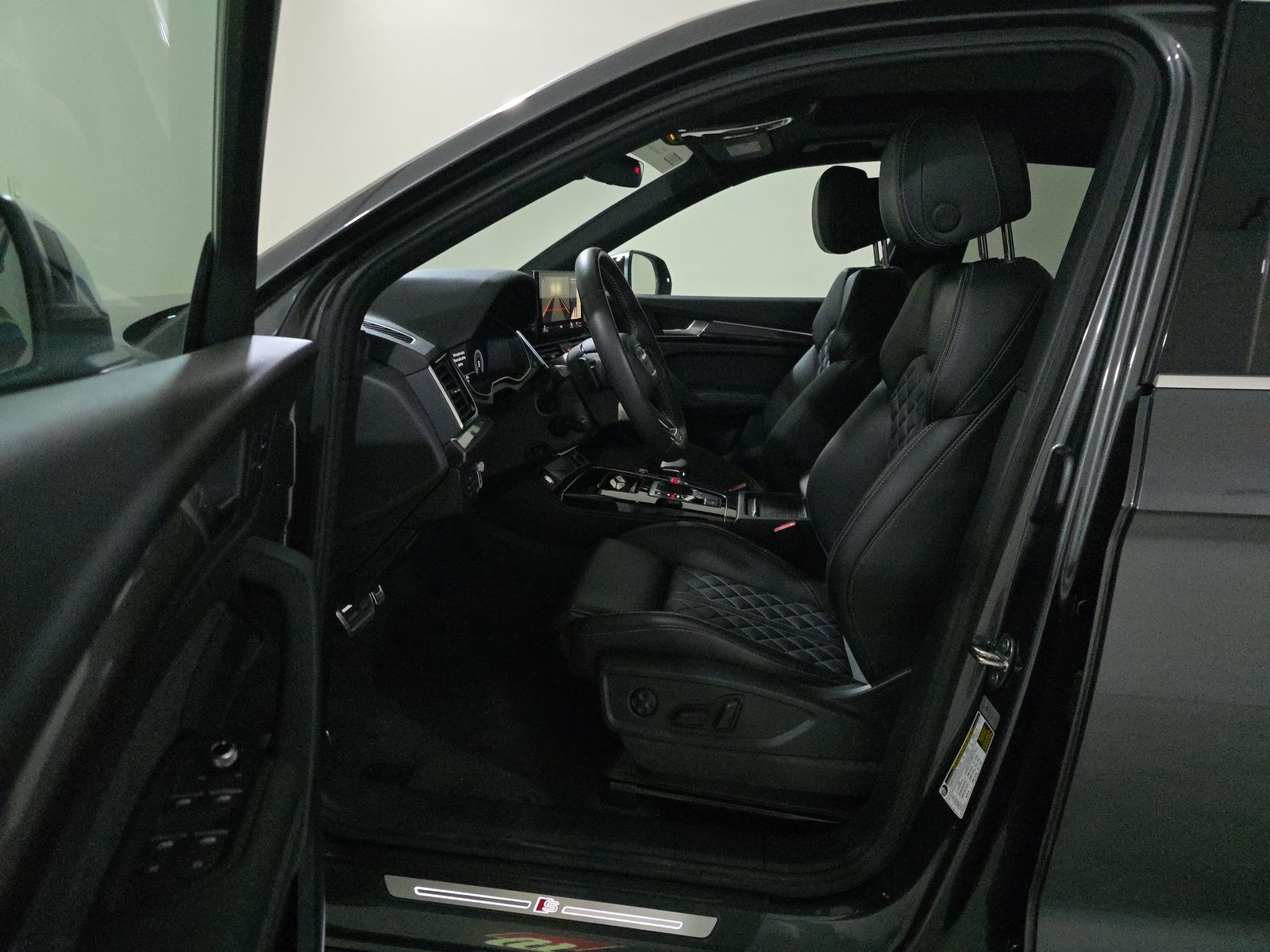 2023 Audi SQ5 Prestige AWD