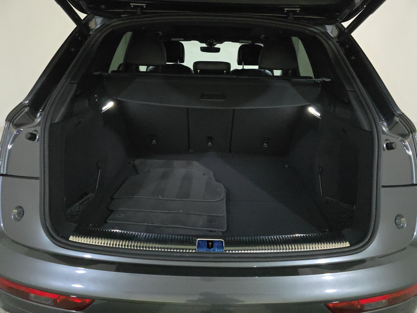 2023 Audi SQ5 Prestige AWD