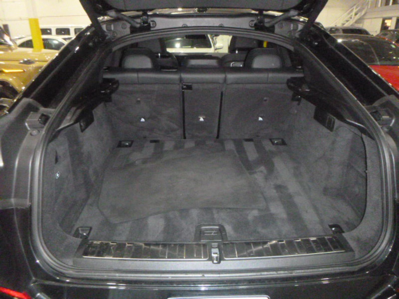 2024 BMW X6 xDrive40i AWD