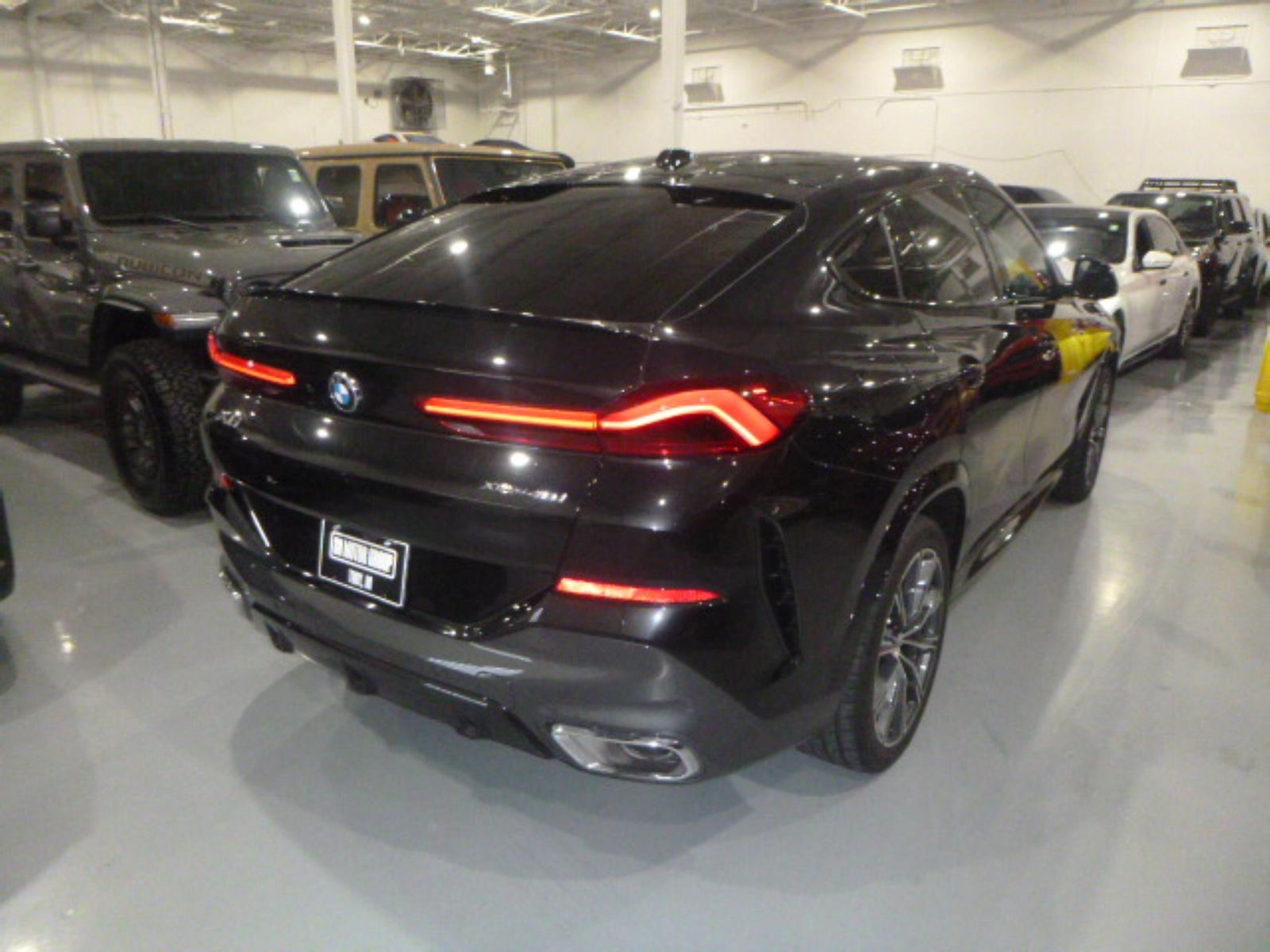 2024 BMW X6 xDrive40i AWD