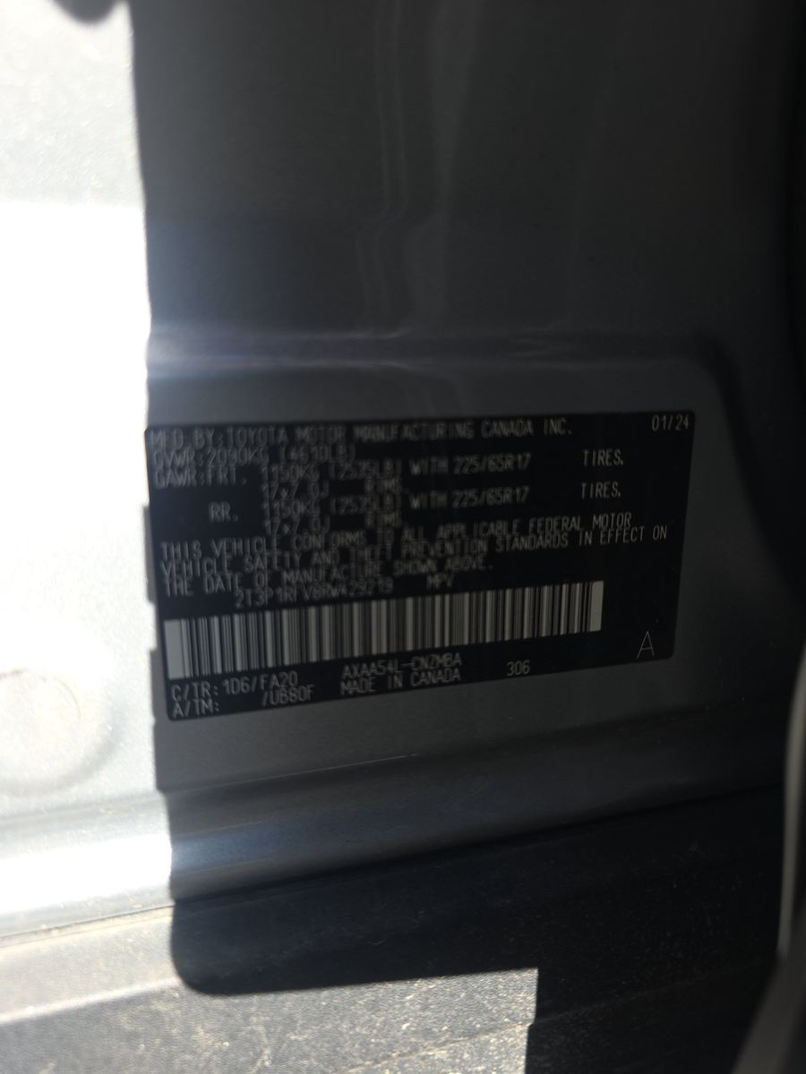 2024 Toyota RAV4 XLE AWD